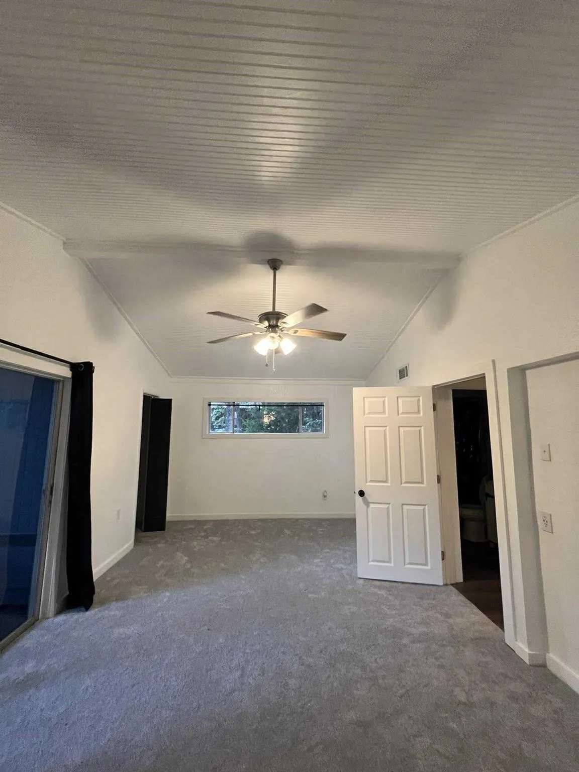 For Sale in Henderson County , 140 Doe Run Road, Gun Barrel City, Texas 75156, 2 Bedroom, 1 Bathroom, Garage spaces, 0 Sqft, built in 1984, mls#21343574, Real Estate Agent in Gun Barrel City, Homes For Sale in Henderson county, Homes For Sale in Gun Barrel City, Realtor in Gun Barrel City Texas, Real Estate Brokerage Independent Realty Texas, Luminita Cordes Realtor