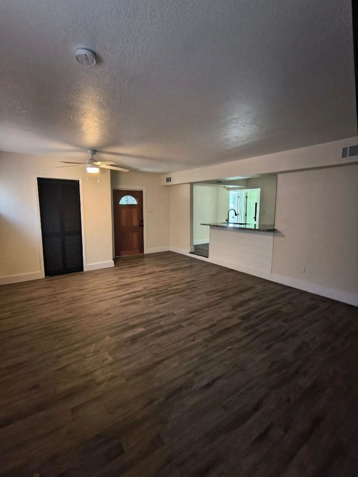 For Sale in Henderson County , 140 Doe Run Road, Gun Barrel City, Texas 75156, 2 Bedroom, 1 Bathroom, Garage spaces, 0 Sqft, built in 1984, mls#21343574, Real Estate Agent in Gun Barrel City, Homes For Sale in Henderson county, Homes For Sale in Gun Barrel City, Realtor in Gun Barrel City Texas, Real Estate Brokerage Independent Realty Texas, Luminita Cordes Realtor