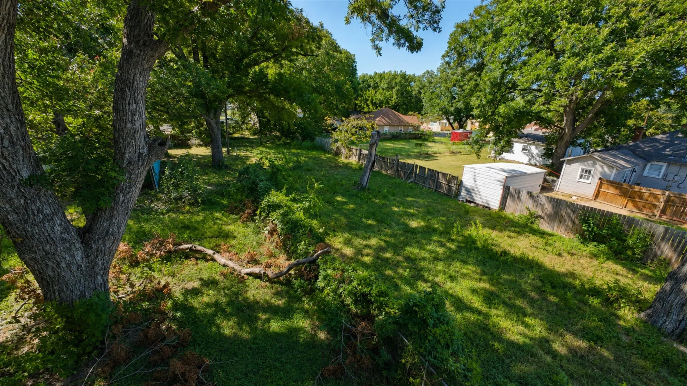 Unimproved Land For Sale in Mc Lennan County , 810 Rusk Street, Waco, Texas 76704, 0, 0, Garage spaces, 0 Sqft, built in 0, Price $15,000, mls#21339650, Real Estate Agent in Waco, Homes For Sale in Mc Lennan county, Homes For Sale in Waco, Realtor in Waco Texas, Real Estate Brokerage Independent Realty Texas, Luminita Cordes Realtor