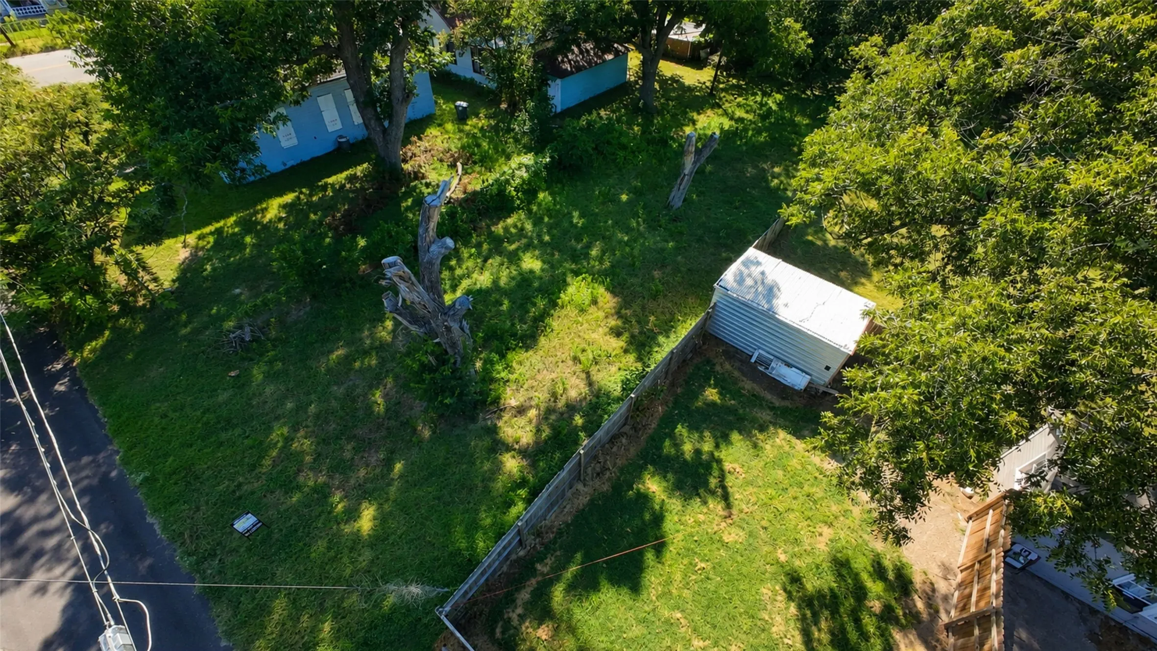 Unimproved Land For Sale in Mc Lennan County , 810 Rusk Street, Waco, Texas 76704, 0, 0, Garage spaces, 0 Sqft, built in 0, Price $15,000, mls#21339650, Real Estate Agent in Waco, Homes For Sale in Mc Lennan county, Homes For Sale in Waco, Realtor in Waco Texas, Real Estate Brokerage Independent Realty Texas, Luminita Cordes Realtor