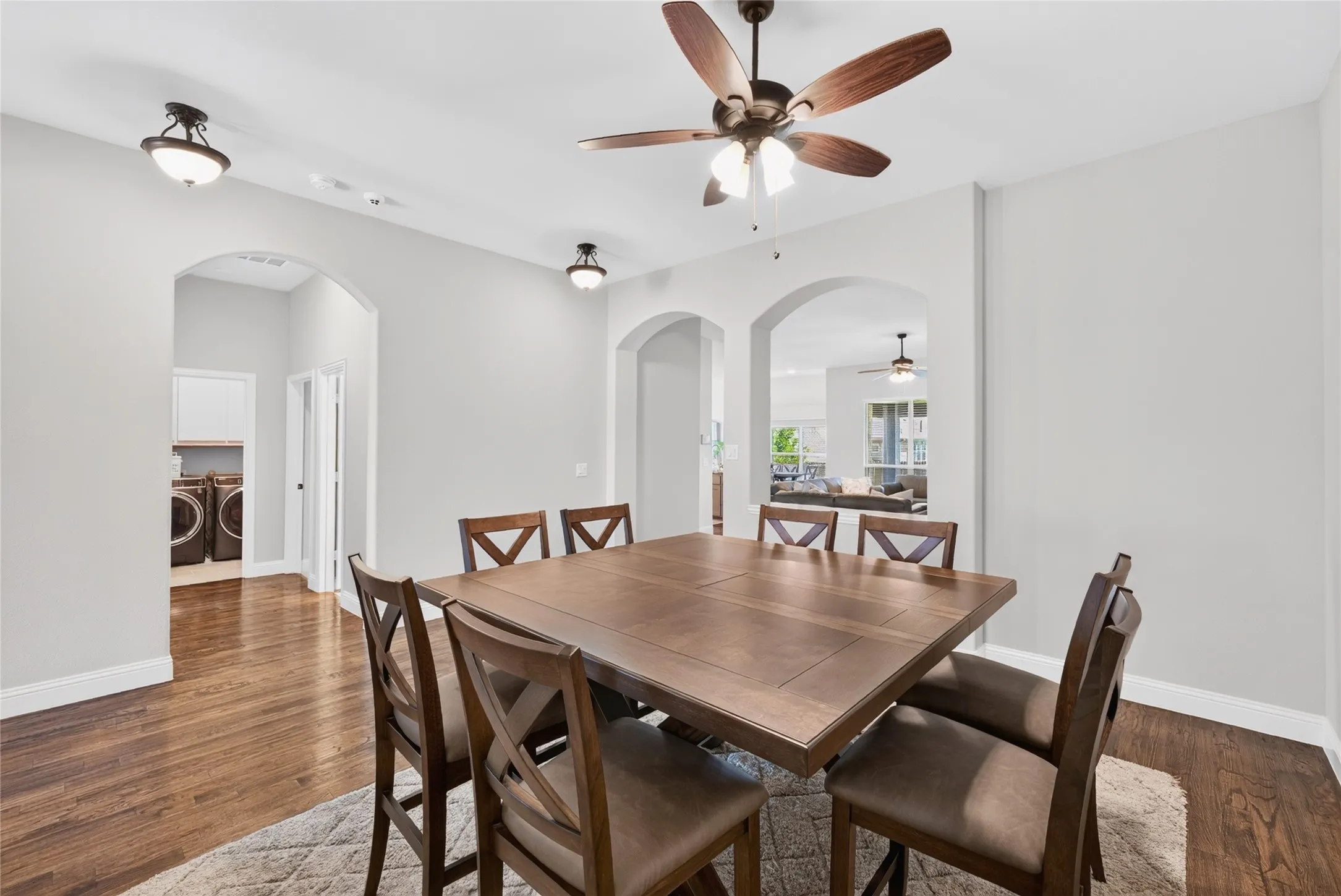 Single Family Residence For Sale in Collin County , 1301 Park Vista Drive, Anna, Texas 75409, 4 Bedrooms, 2 Bathrooms, 2 Garage spaces, 2,329 Sqft, built in 2021, Price $449,000, mls#21342898, Real Estate Agent in Anna, Homes For Sale in Collin county, Homes For Sale in Anna, Realtor in Anna Texas, Real Estate Brokerage Independent Realty Texas, Luminita Cordes Realtor