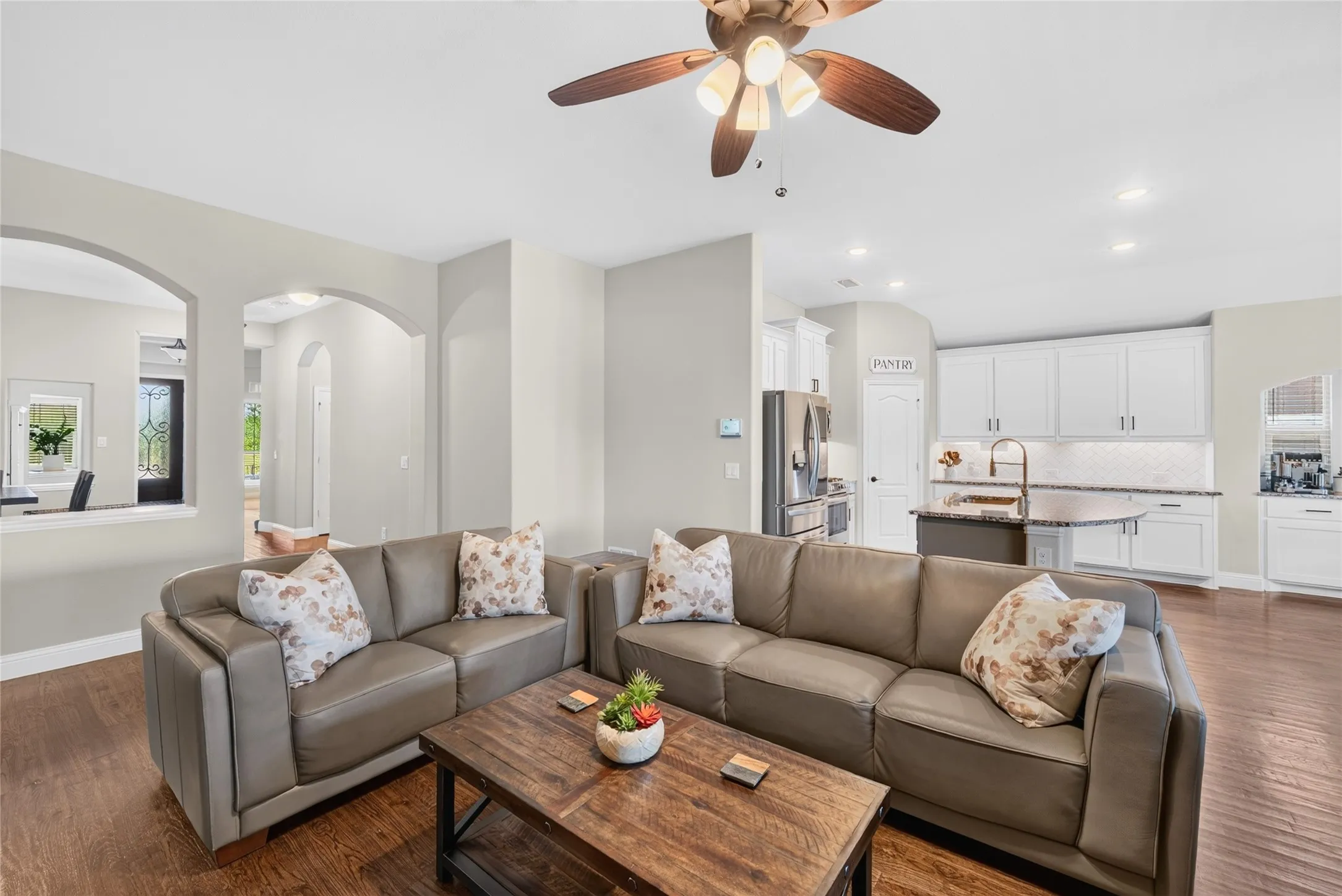 Single Family Residence For Sale in Collin County , 1301 Park Vista Drive, Anna, Texas 75409, 4 Bedrooms, 2 Bathrooms, 2 Garage spaces, 2,329 Sqft, built in 2021, Price $449,000, mls#21342898, Real Estate Agent in Anna, Homes For Sale in Collin county, Homes For Sale in Anna, Realtor in Anna Texas, Real Estate Brokerage Independent Realty Texas, Luminita Cordes Realtor