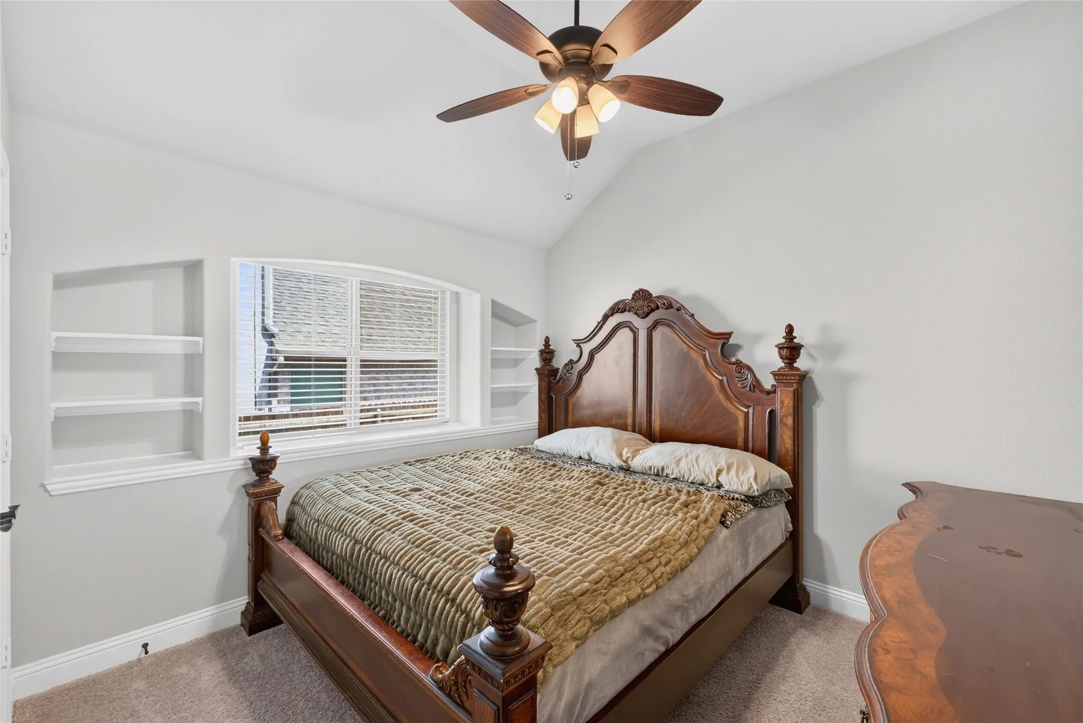 Single Family Residence For Sale in Collin County , 1301 Park Vista Drive, Anna, Texas 75409, 4 Bedrooms, 2 Bathrooms, 2 Garage spaces, 2,329 Sqft, built in 2021, Price $449,000, mls#21342898, Real Estate Agent in Anna, Homes For Sale in Collin county, Homes For Sale in Anna, Realtor in Anna Texas, Real Estate Brokerage Independent Realty Texas, Luminita Cordes Realtor