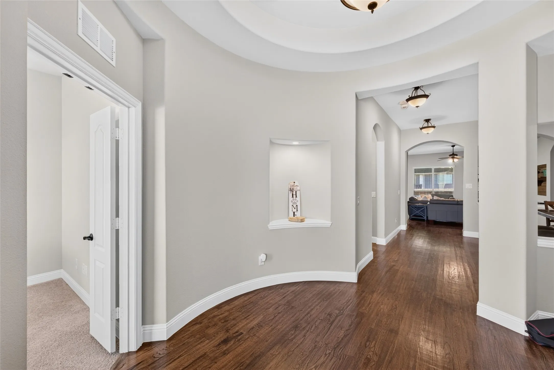 Single Family Residence For Sale in Collin County , 1301 Park Vista Drive, Anna, Texas 75409, 4 Bedrooms, 2 Bathrooms, 2 Garage spaces, 2,329 Sqft, built in 2021, Price $449,000, mls#21342898, Real Estate Agent in Anna, Homes For Sale in Collin county, Homes For Sale in Anna, Realtor in Anna Texas, Real Estate Brokerage Independent Realty Texas, Luminita Cordes Realtor
