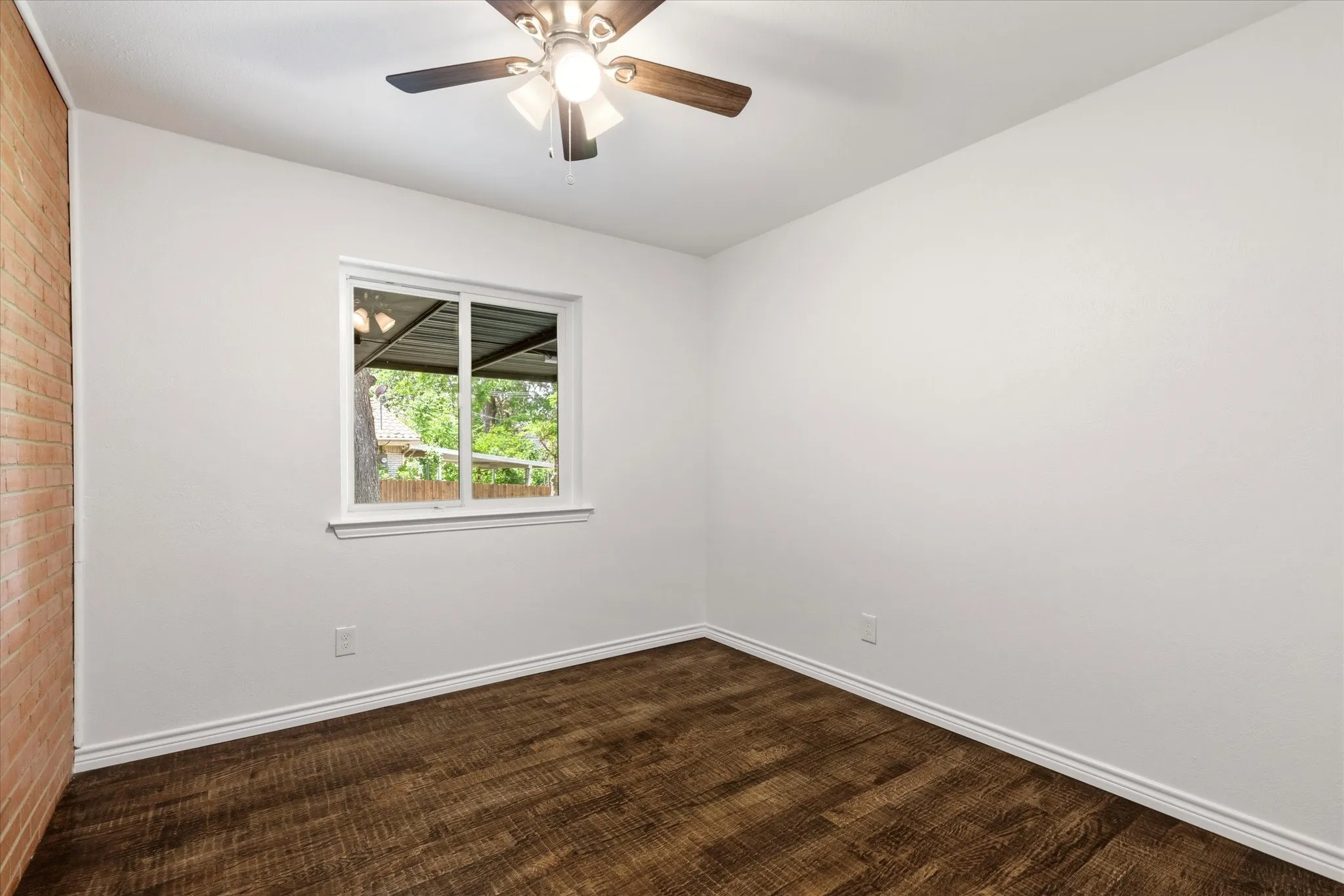 Single Family Residence For Sale in Dallas County , 4837 Ashbrook Road, Dallas, Texas 75227, 4 Bedroom, 3 Bathroom, 2 Garage spaces, 2,328 Sqft, built in 1970, mls#21343523, Real Estate Agent in Dallas, Homes For Sale in Dallas county, Homes For Sale in Dallas, Realtor in Dallas Texas, Real Estate Brokerage Independent Realty Texas, Luminita Cordes Realtor