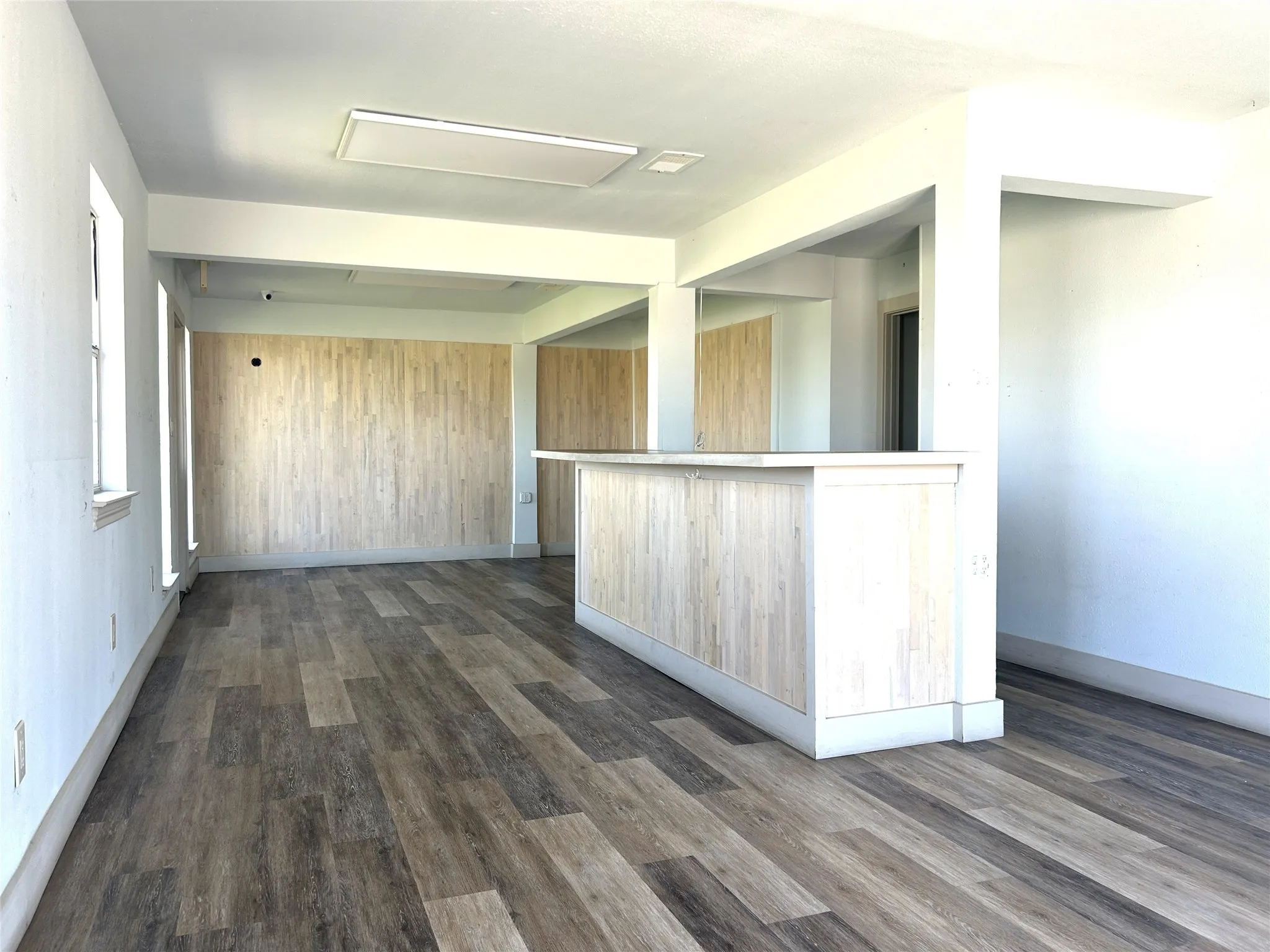 Business For Rent in Johnson County , 400 E Highway 67, Alvarado, Texas 76009, 0, 0, Garage spaces, 0 Sqft, built in 1995, mls#21343634, Real Estate Agent in Alvarado, Homes For Rent in Johnson county, Homes For Rent in Alvarado, Realtor in Alvarado Texas, Real Estate Brokerage Independent Realty Texas, Luminita Cordes Realtor