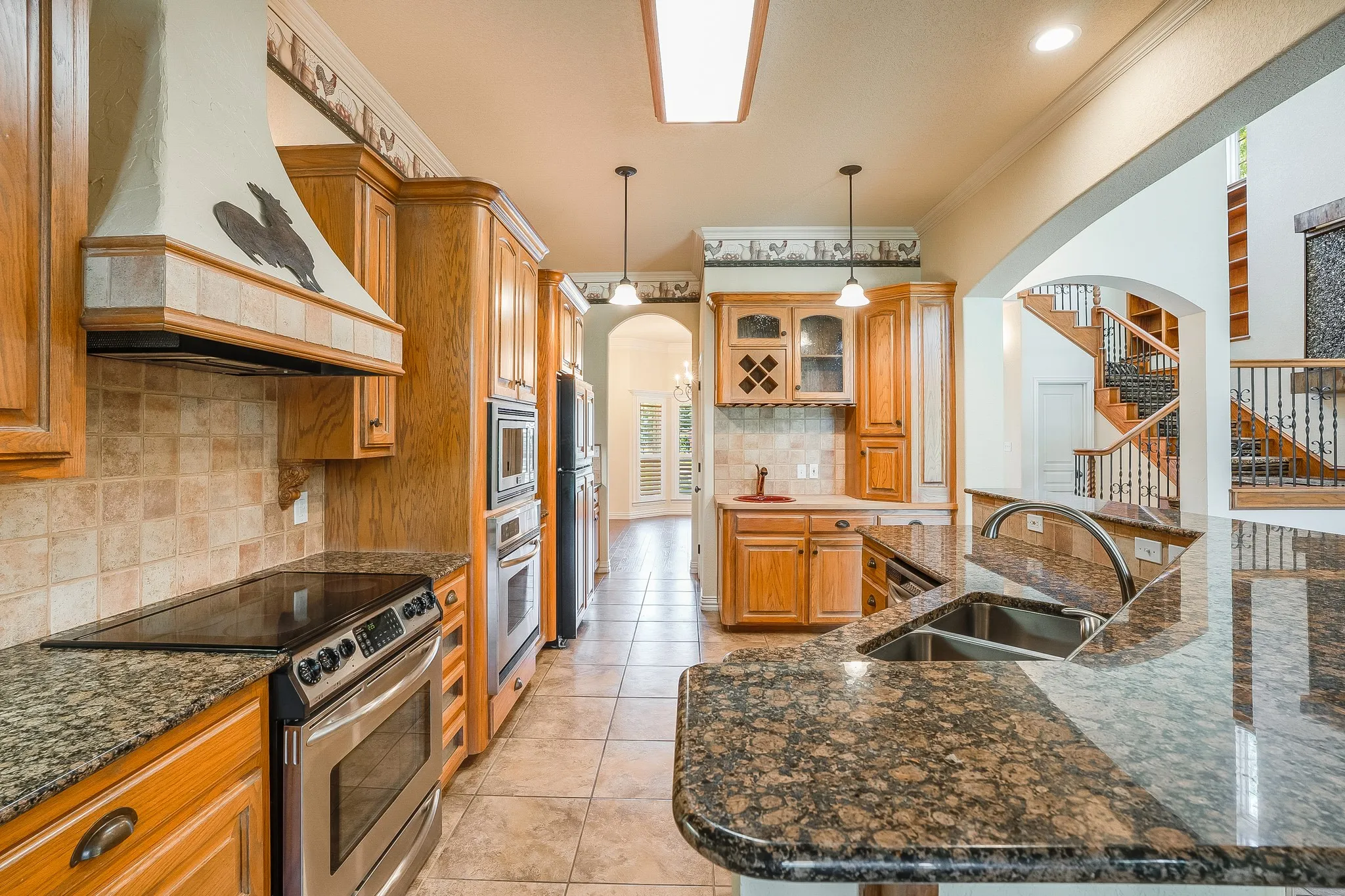 Single Family Residence For Sale in Hood County , 5809 Nutcracker Drive, Granbury, Texas 76049, 4 Bedroom, 4 Bathroom, 3 Garage spaces, 3,916 Sqft, built in 2001, mls#21335903, Real Estate Agent in Granbury, Homes For Sale in Hood county, Homes For Sale in Granbury, Realtor in Granbury Texas, Real Estate Brokerage Independent Realty Texas, Luminita Cordes Realtor
