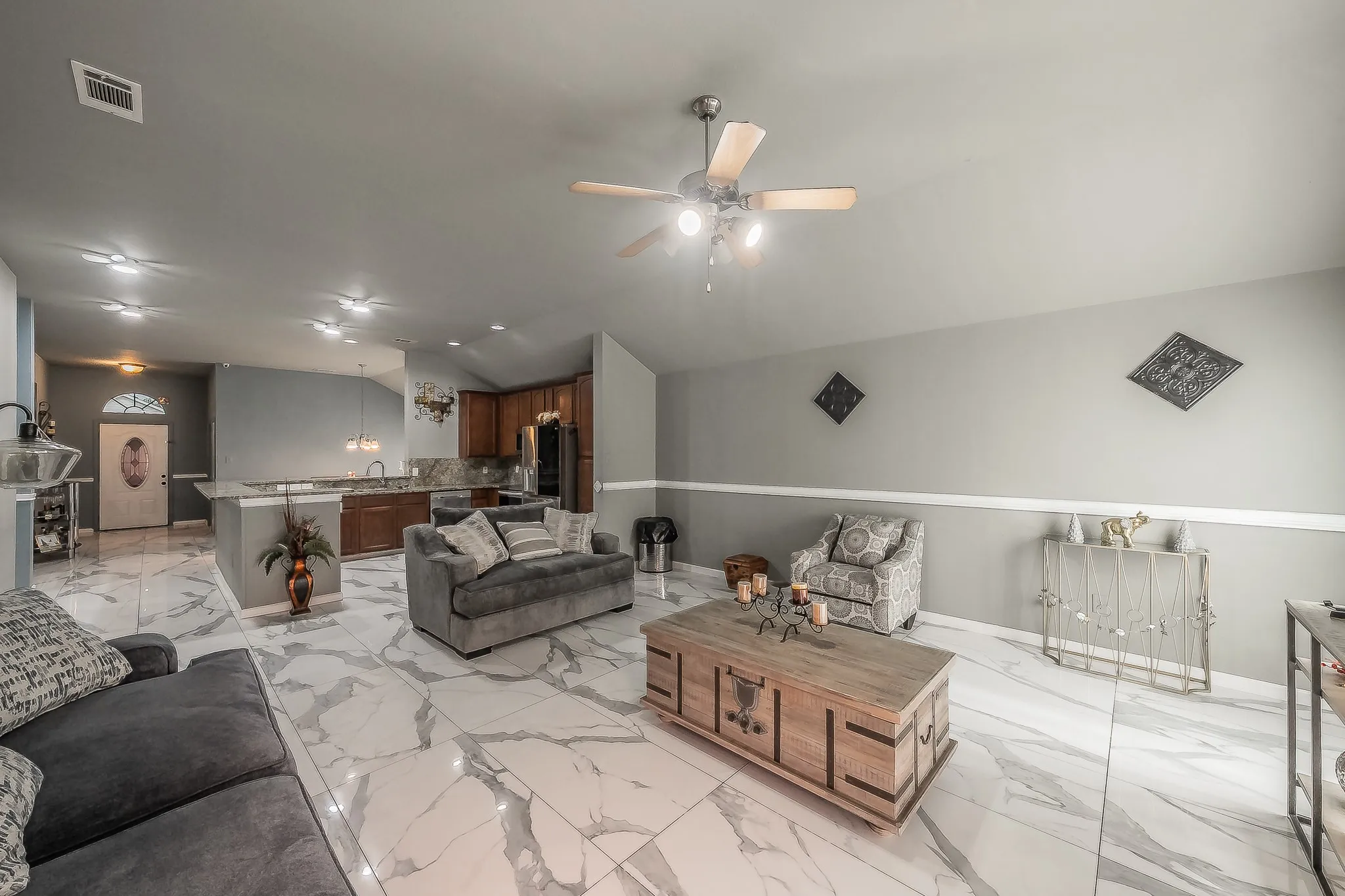 Single Family Residence For Sale in Tarrant County , 1240 Camden Yard Drive, Fort Worth, Texas 76028, 4 Bedroom, 2 Bathroom, 2 Garage spaces, 1,887 Sqft, built in 2011, mls#21337058, Real Estate Agent in Fort Worth, Homes For Sale in Tarrant county, Homes For Sale in Fort Worth, Realtor in Fort Worth Texas, Real Estate Brokerage Independent Realty Texas, Luminita Cordes Realtor