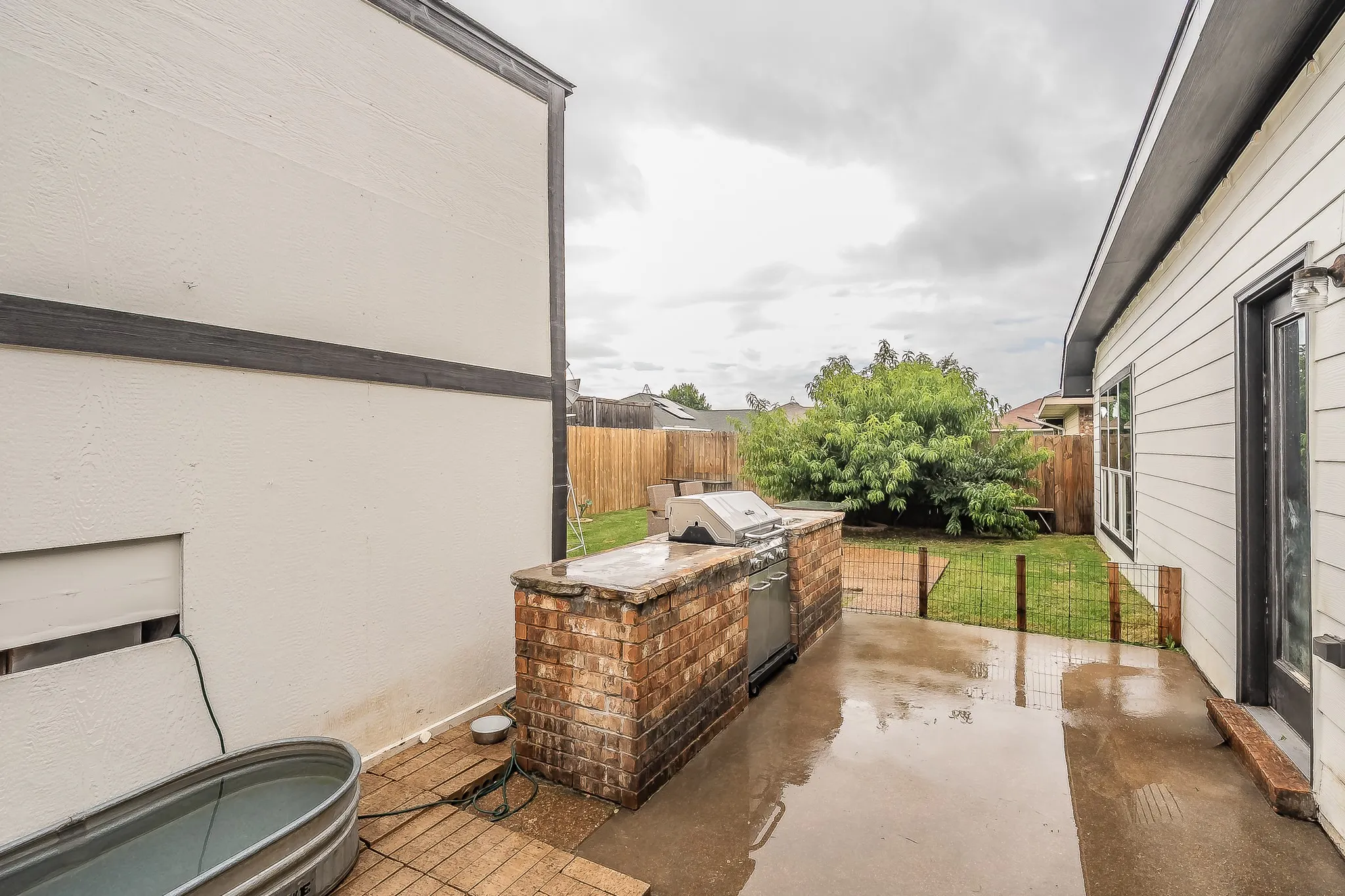 Single Family Residence For Sale in Tarrant County , 1240 Camden Yard Drive, Fort Worth, Texas 76028, 4 Bedroom, 2 Bathroom, 2 Garage spaces, 1,887 Sqft, built in 2011, mls#21337058, Real Estate Agent in Fort Worth, Homes For Sale in Tarrant county, Homes For Sale in Fort Worth, Realtor in Fort Worth Texas, Real Estate Brokerage Independent Realty Texas, Luminita Cordes Realtor