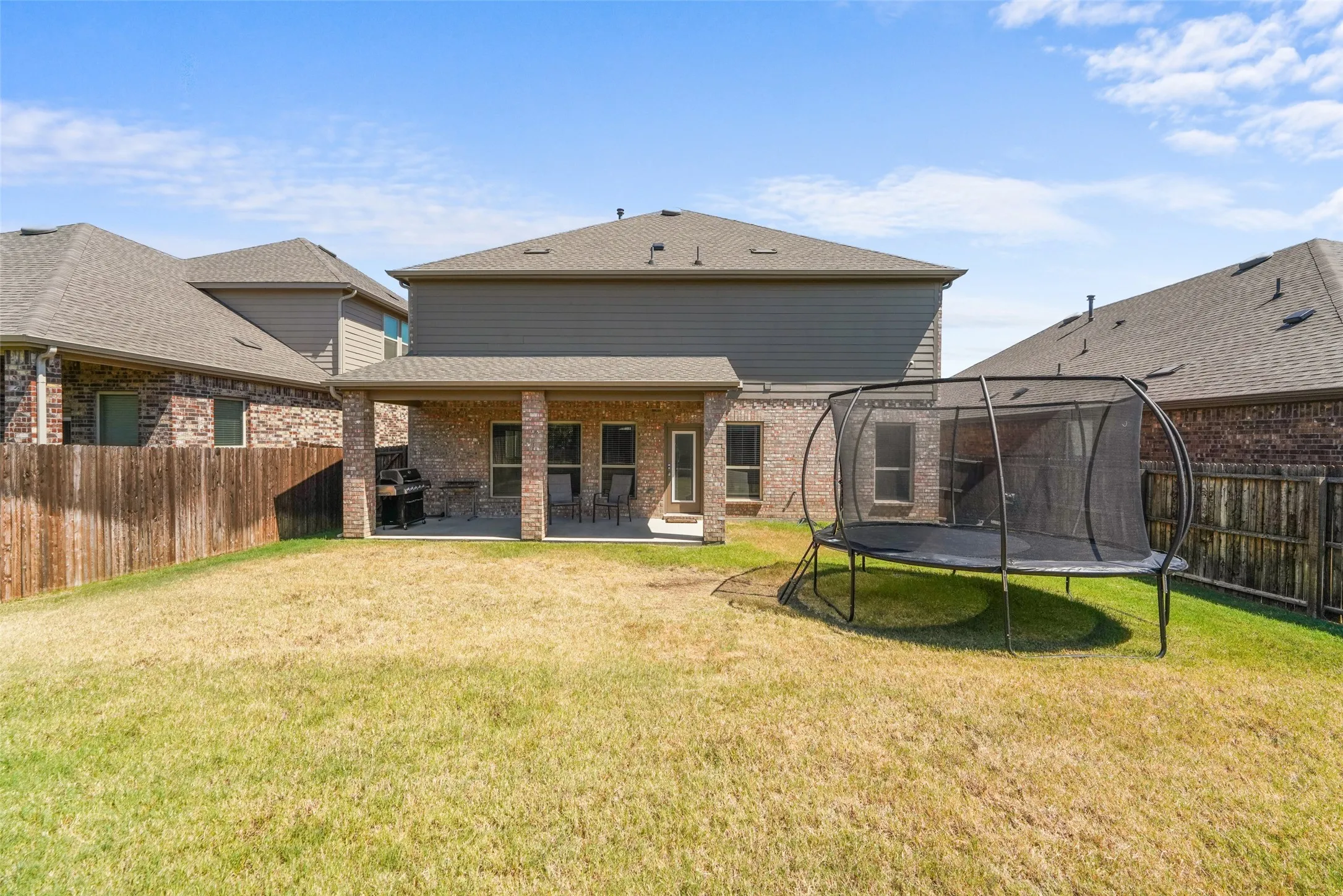 Single Family Residence For Sale in Denton County , 10608 Plumlee Lane, Aubrey, Texas 76227, 5 Bedroom, 4 Bathroom, 2 Garage spaces, 3,401 Sqft, built in 2023, mls#21343057, Real Estate Agent in Aubrey, Homes For Sale in Denton county, Homes For Sale in Aubrey, Realtor in Aubrey Texas, Real Estate Brokerage Independent Realty Texas, Luminita Cordes Realtor
