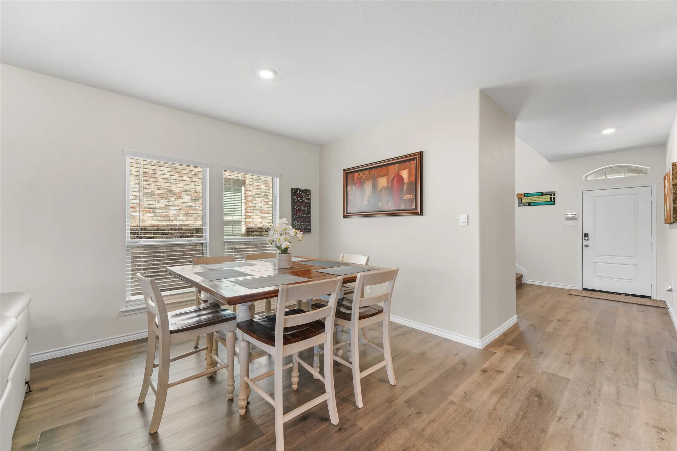 Single Family Residence For Sale in Denton County , 10608 Plumlee Lane, Aubrey, Texas 76227, 5 Bedroom, 4 Bathroom, 2 Garage spaces, 3,401 Sqft, built in 2023, mls#21343057, Real Estate Agent in Aubrey, Homes For Sale in Denton county, Homes For Sale in Aubrey, Realtor in Aubrey Texas, Real Estate Brokerage Independent Realty Texas, Luminita Cordes Realtor