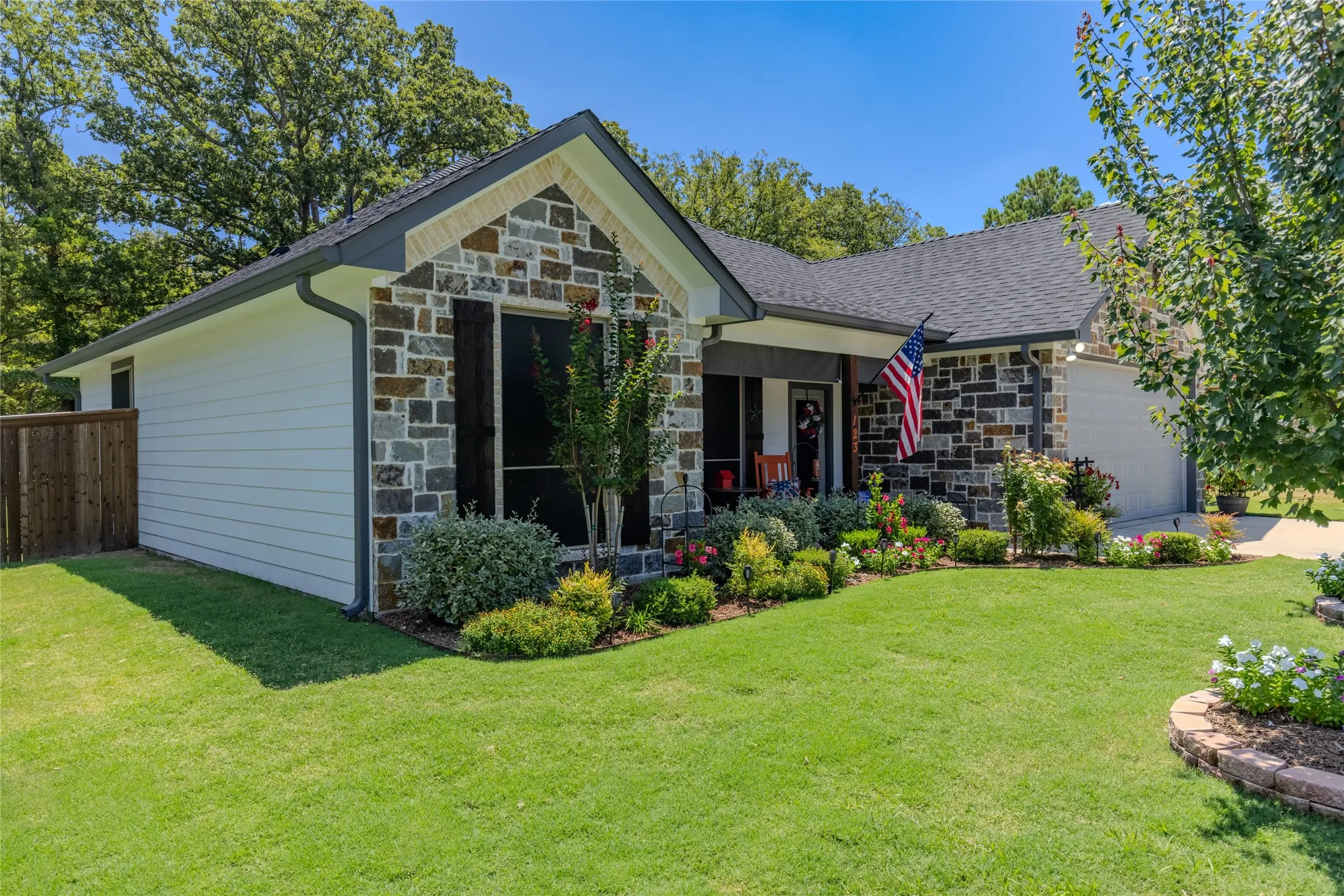 Single Family Residence For Sale in Rains County , 123 Oak Street, Emory, Texas 75440, 3 Bedroom, 2 Bathroom, 2 Garage spaces, 1,327 Sqft, built in 2023, Price $308,900, mls#21343069, Real Estate Agent in Emory, Homes For Sale in Rains county, Homes For Sale in Emory, Realtor in Emory Texas, Real Estate Brokerage Independent Realty Texas, Luminita Cordes Realtor