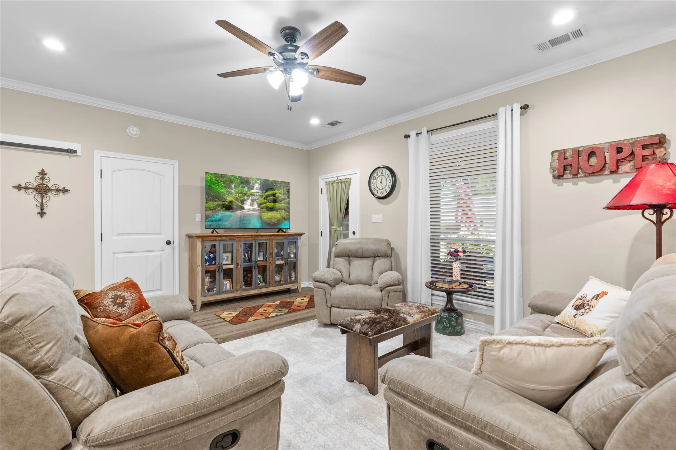 Single Family Residence For Sale in Rains County , 123 Oak Street, Emory, Texas 75440, 3 Bedroom, 2 Bathroom, 2 Garage spaces, 1,327 Sqft, built in 2023, Price $308,900, mls#21343069, Real Estate Agent in Emory, Homes For Sale in Rains county, Homes For Sale in Emory, Realtor in Emory Texas, Real Estate Brokerage Independent Realty Texas, Luminita Cordes Realtor