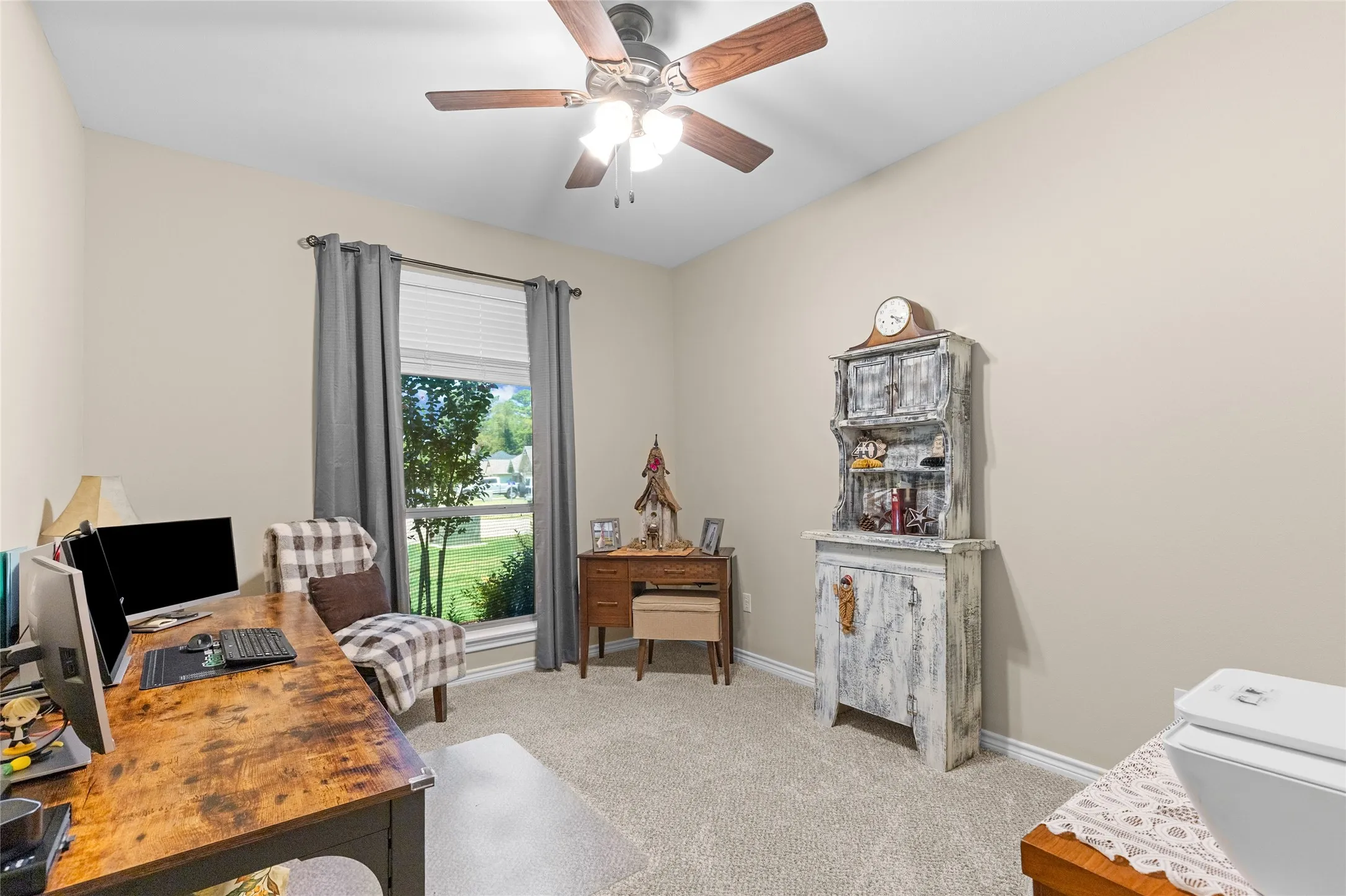 Single Family Residence For Sale in Rains County , 123 Oak Street, Emory, Texas 75440, 3 Bedroom, 2 Bathroom, 2 Garage spaces, 1,327 Sqft, built in 2023, Price $308,900, mls#21343069, Real Estate Agent in Emory, Homes For Sale in Rains county, Homes For Sale in Emory, Realtor in Emory Texas, Real Estate Brokerage Independent Realty Texas, Luminita Cordes Realtor
