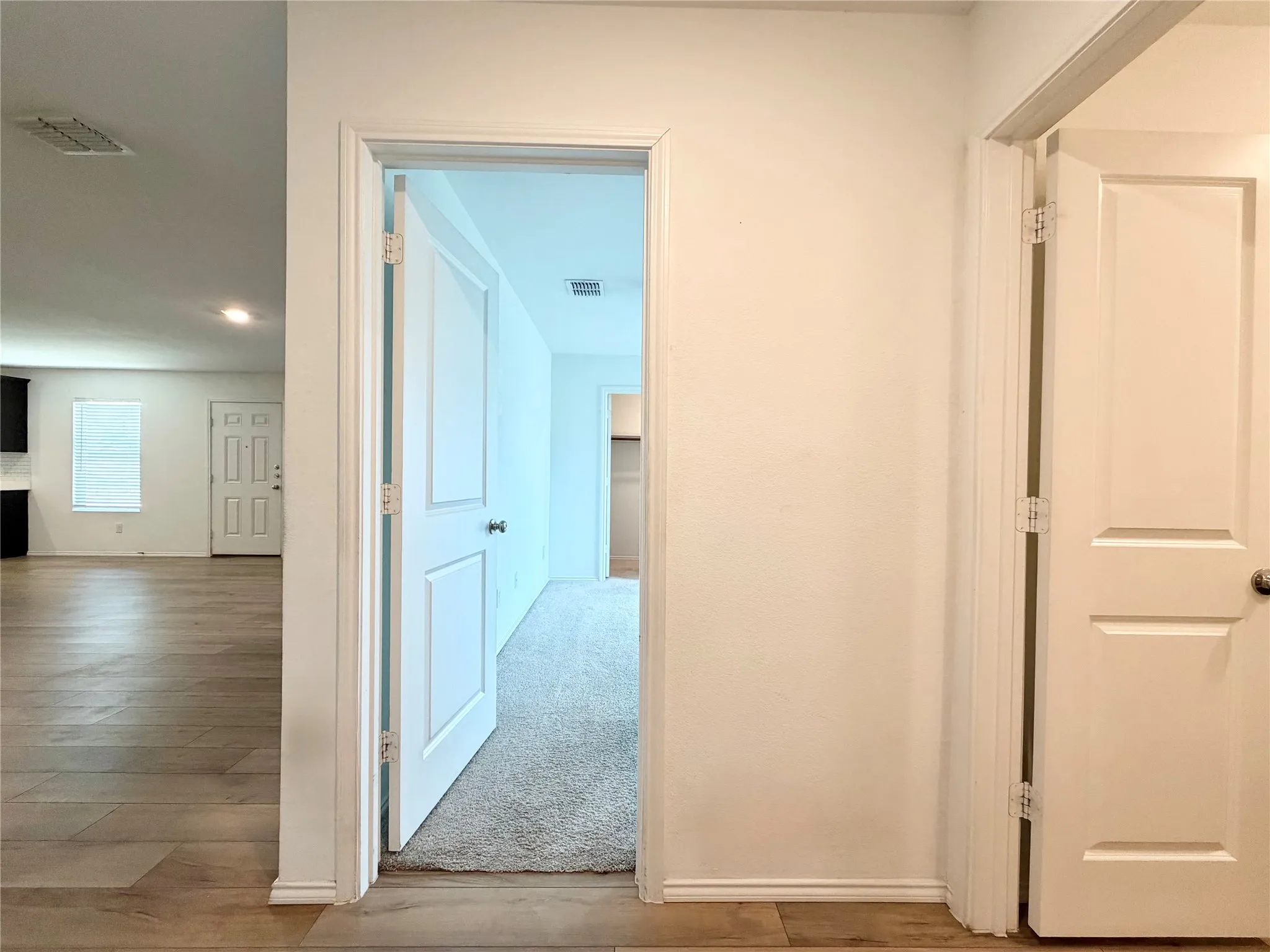 Single Family Residence For Rent in Kaufman County , 5903 Nyquist Way, Forney, Texas 75126, 2 Bedroom, 1 Bathroom, 2 Garage spaces, 853 Sqft, built in 2021, mls#21343691, Real Estate Agent in Forney, Homes For Rent in Kaufman county, Homes For Rent in Forney, Realtor in Forney Texas, Real Estate Brokerage Independent Realty Texas, Luminita Cordes Realtor