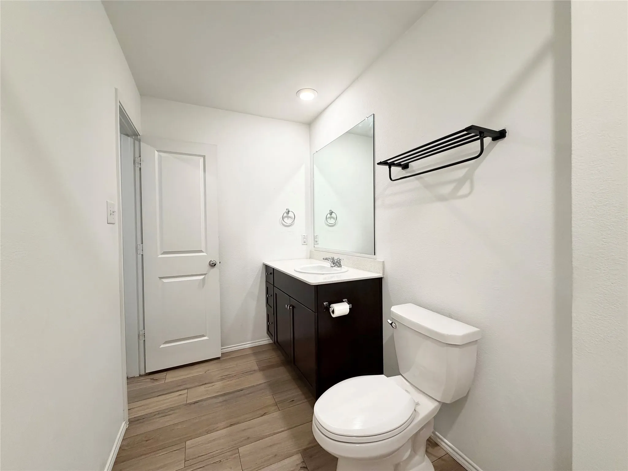 Single Family Residence For Rent in Kaufman County , 5903 Nyquist Way, Forney, Texas 75126, 2 Bedroom, 1 Bathroom, 2 Garage spaces, 853 Sqft, built in 2021, mls#21343691, Real Estate Agent in Forney, Homes For Rent in Kaufman county, Homes For Rent in Forney, Realtor in Forney Texas, Real Estate Brokerage Independent Realty Texas, Luminita Cordes Realtor