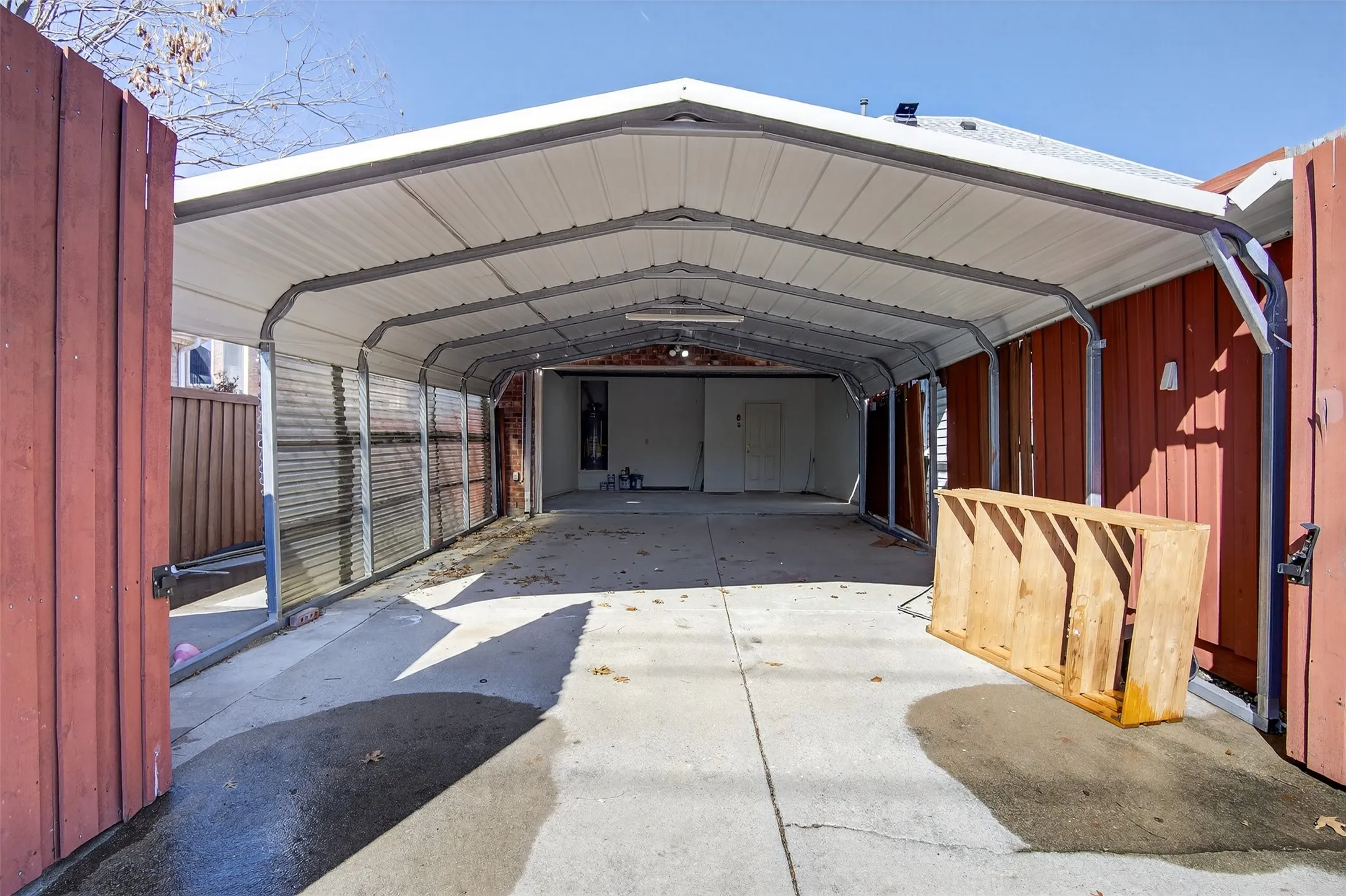Covered Car port