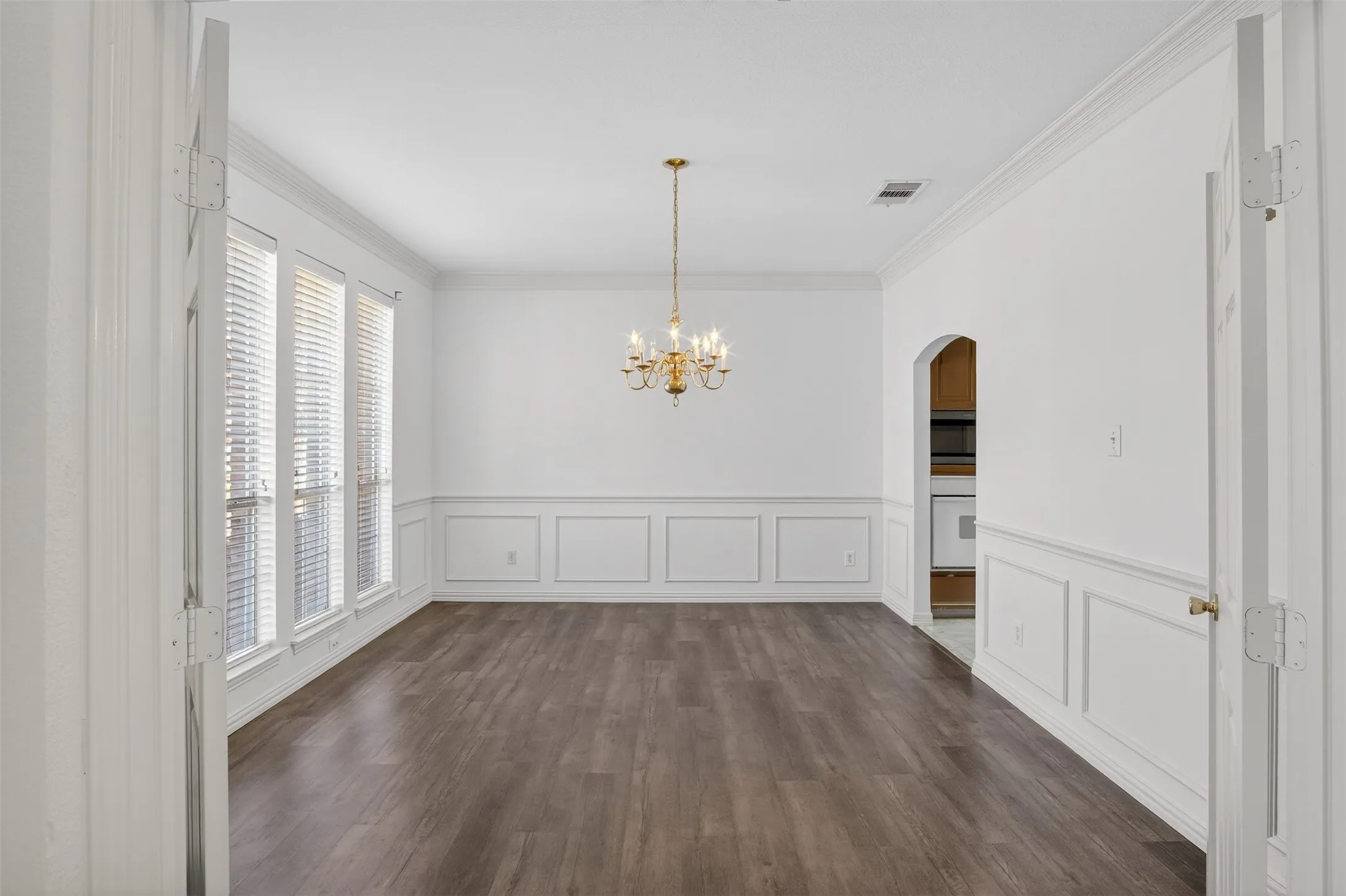 Single Family Residence For Sale in Collin County , 3716 Lowrey Way, Plano, Texas 75025, 5 Bedroom, 4 Bathroom, 2 Garage spaces, 3,872 Sqft, built in 1998, mls#21343696, Real Estate Agent in Plano, Homes For Sale in Collin county, Homes For Sale in Plano, Realtor in Plano Texas, Real Estate Brokerage Independent Realty Texas, Luminita Cordes Realtor