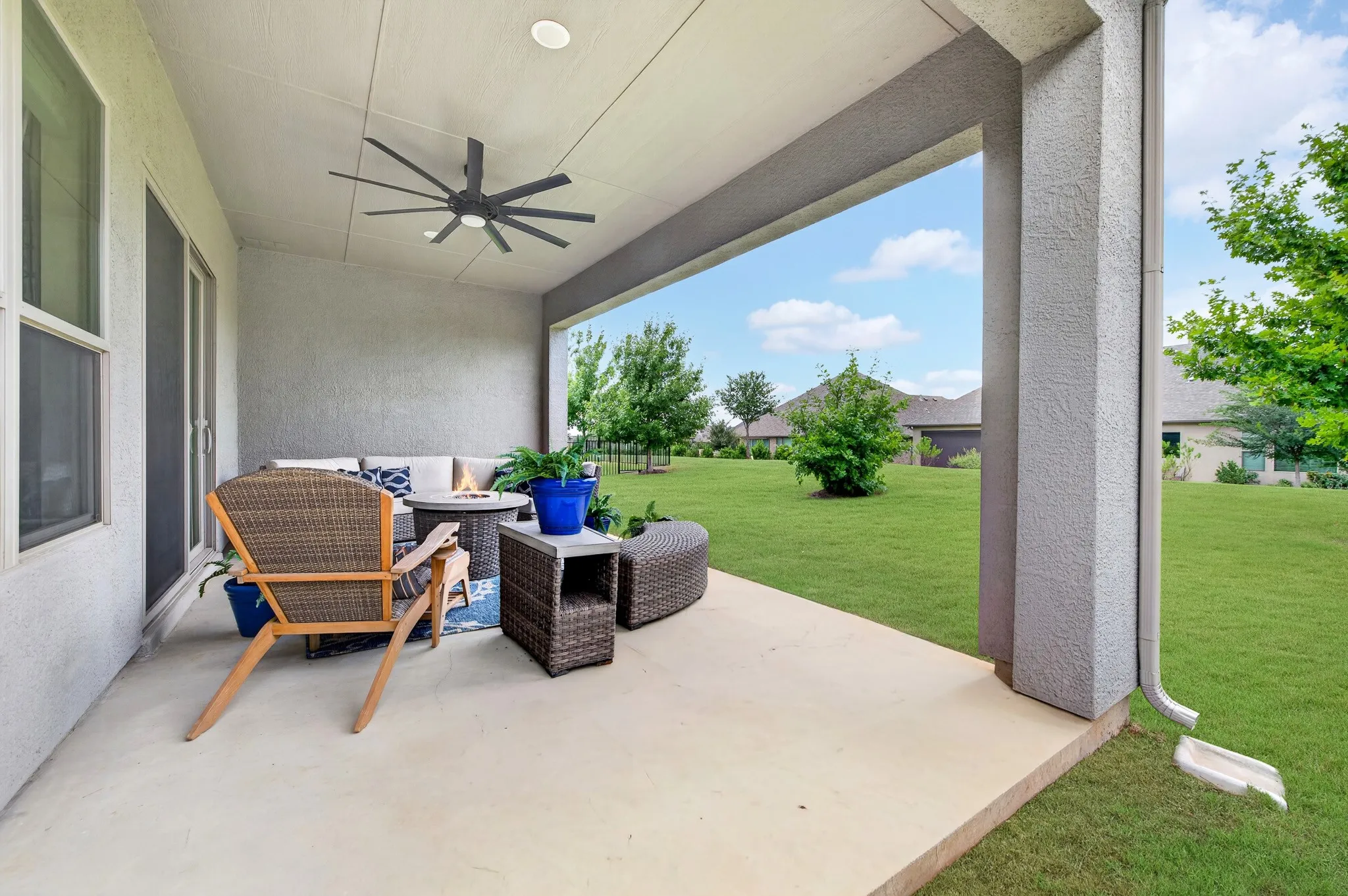 Single Family Residence For Sale in Denton County , 12616 Copper Ore Way, Denton, Texas 76207, 2 Bedroom, 3 Bathroom, 2 Garage spaces, 1,928 Sqft, built in 2021, mls#21342730, Real Estate Agent in Denton, Homes For Sale in Denton county, Homes For Sale in Denton, Realtor in Denton Texas, Real Estate Brokerage Independent Realty Texas, Luminita Cordes Realtor