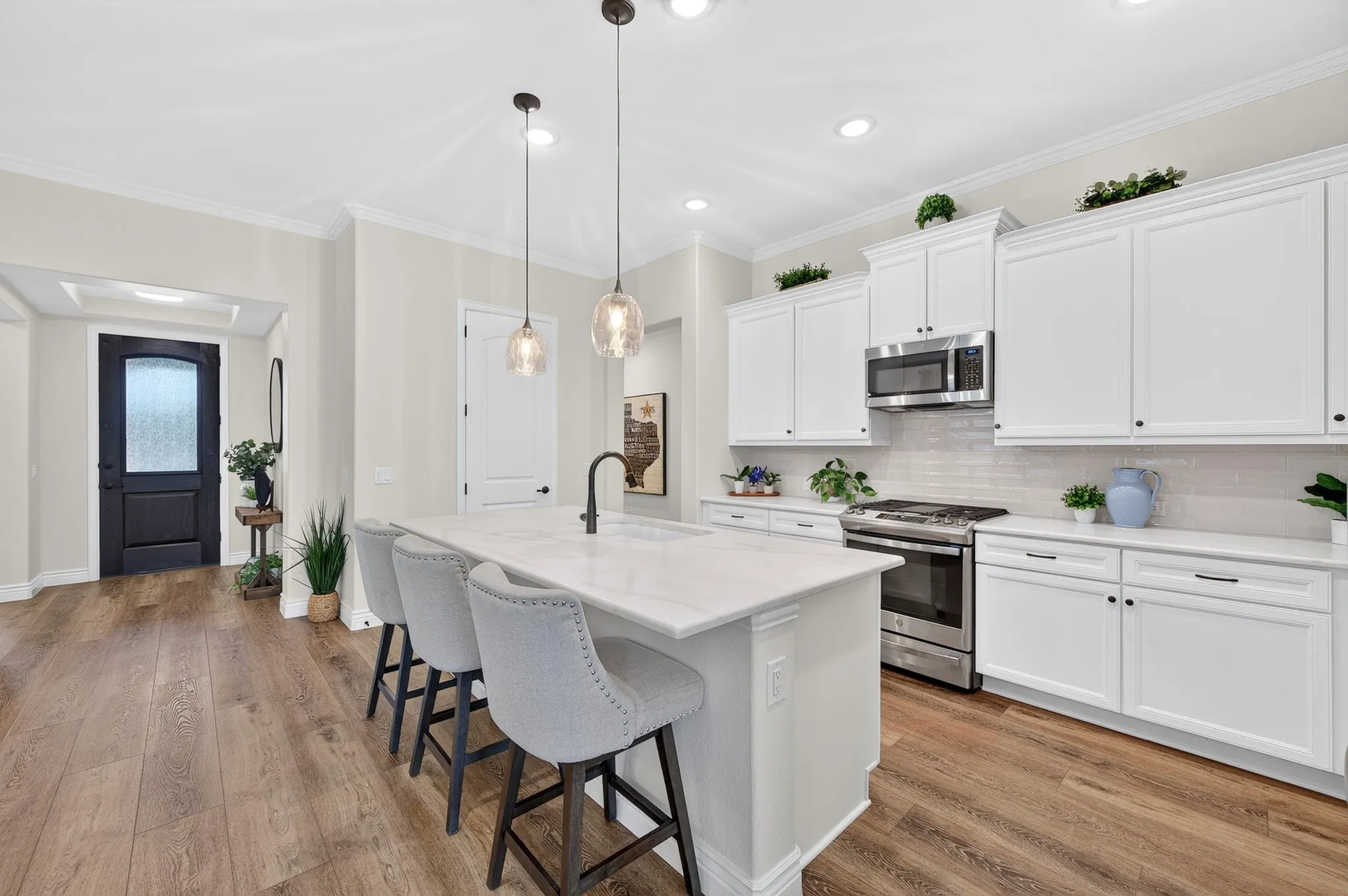 Single Family Residence For Sale in Denton County , 12616 Copper Ore Way, Denton, Texas 76207, 2 Bedroom, 3 Bathroom, 2 Garage spaces, 1,928 Sqft, built in 2021, mls#21342730, Real Estate Agent in Denton, Homes For Sale in Denton county, Homes For Sale in Denton, Realtor in Denton Texas, Real Estate Brokerage Independent Realty Texas, Luminita Cordes Realtor
