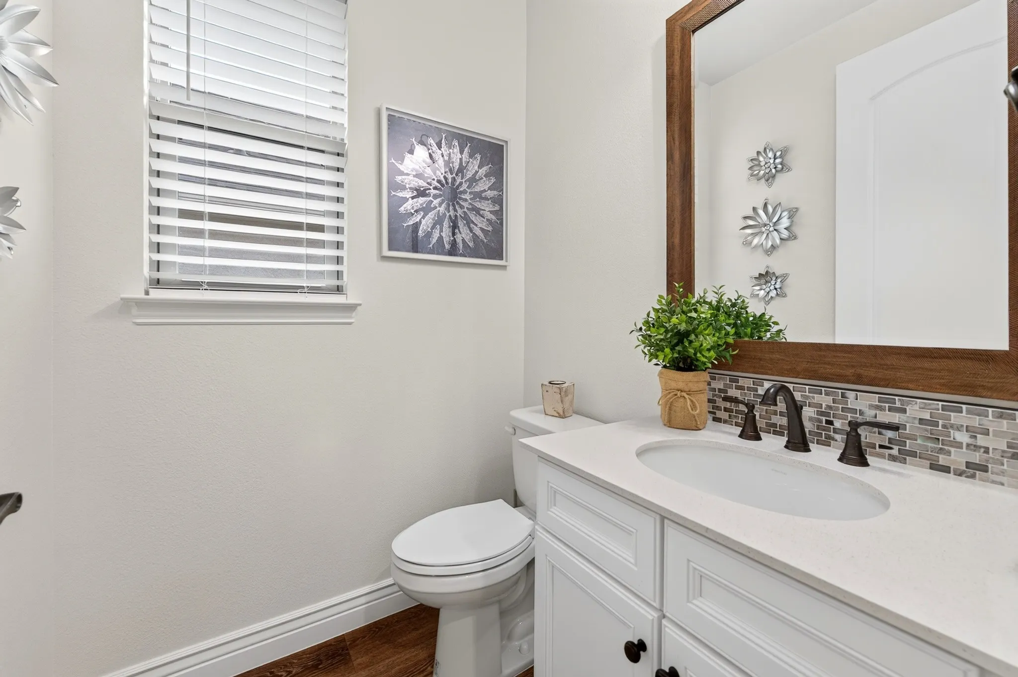 Single Family Residence For Sale in Denton County , 12616 Copper Ore Way, Denton, Texas 76207, 2 Bedroom, 3 Bathroom, 2 Garage spaces, 1,928 Sqft, built in 2021, mls#21342730, Real Estate Agent in Denton, Homes For Sale in Denton county, Homes For Sale in Denton, Realtor in Denton Texas, Real Estate Brokerage Independent Realty Texas, Luminita Cordes Realtor