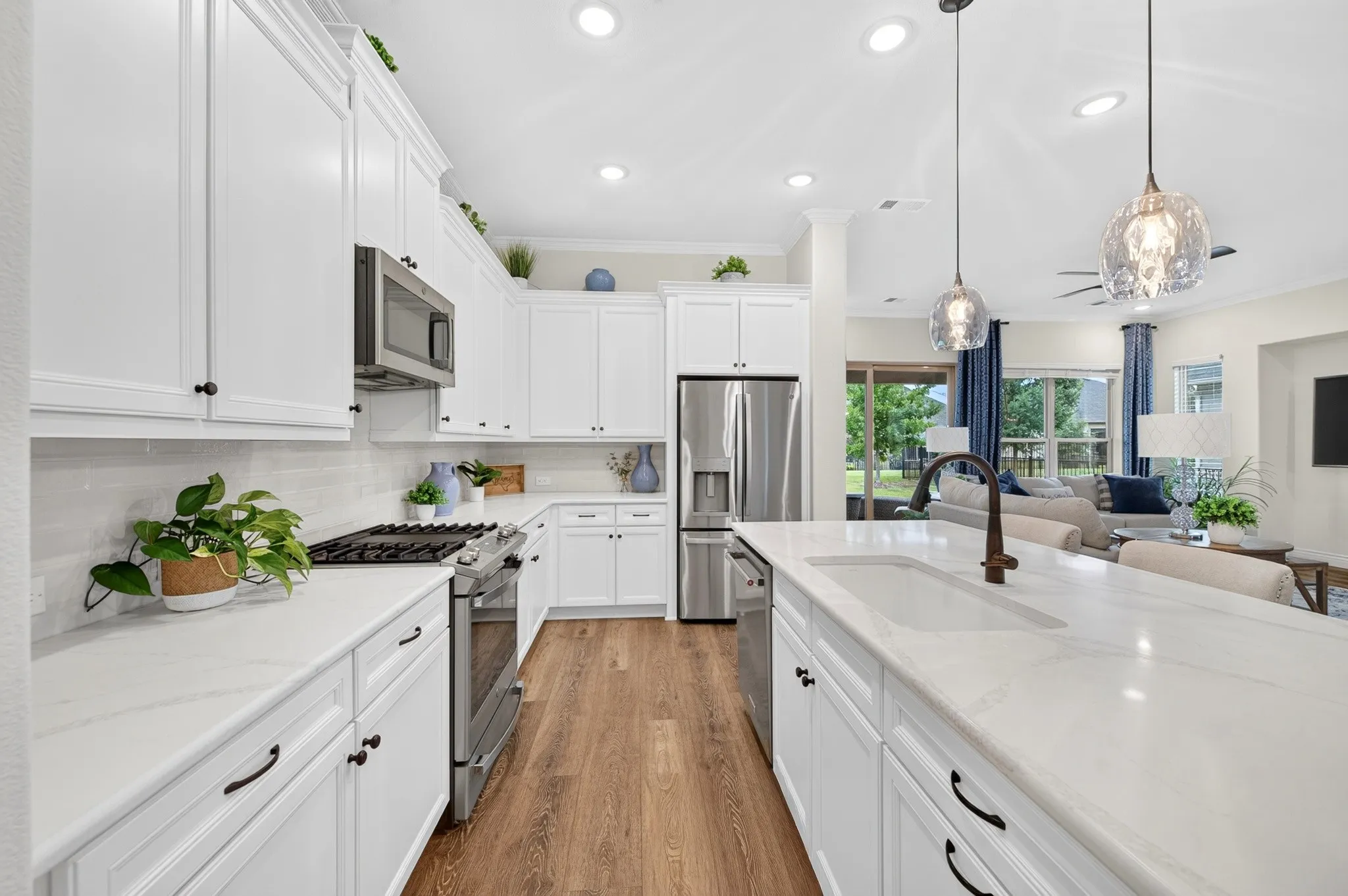 Single Family Residence For Sale in Denton County , 12616 Copper Ore Way, Denton, Texas 76207, 2 Bedroom, 3 Bathroom, 2 Garage spaces, 1,928 Sqft, built in 2021, mls#21342730, Real Estate Agent in Denton, Homes For Sale in Denton county, Homes For Sale in Denton, Realtor in Denton Texas, Real Estate Brokerage Independent Realty Texas, Luminita Cordes Realtor