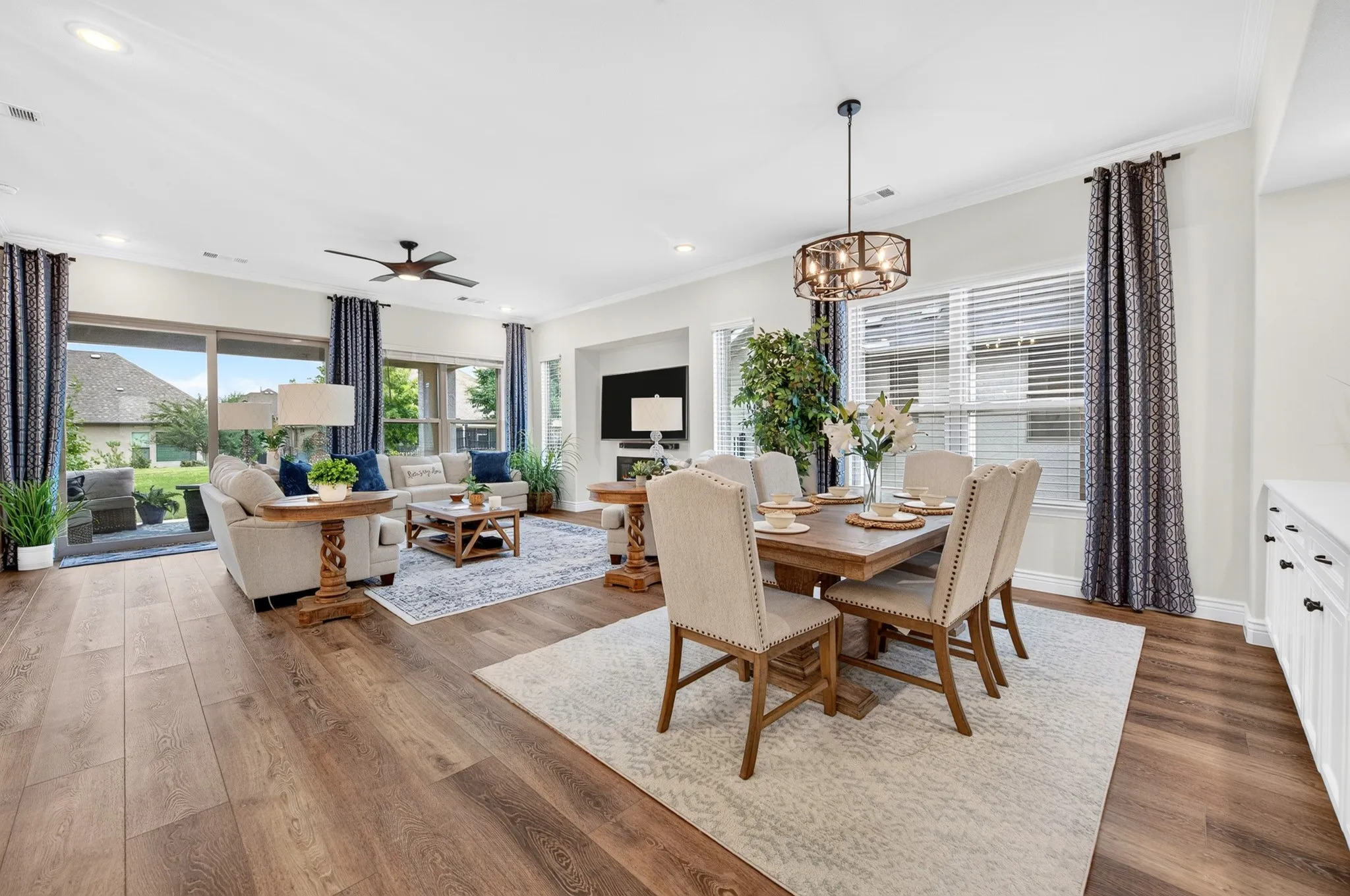 Single Family Residence For Sale in Denton County , 12616 Copper Ore Way, Denton, Texas 76207, 2 Bedroom, 3 Bathroom, 2 Garage spaces, 1,928 Sqft, built in 2021, mls#21342730, Real Estate Agent in Denton, Homes For Sale in Denton county, Homes For Sale in Denton, Realtor in Denton Texas, Real Estate Brokerage Independent Realty Texas, Luminita Cordes Realtor