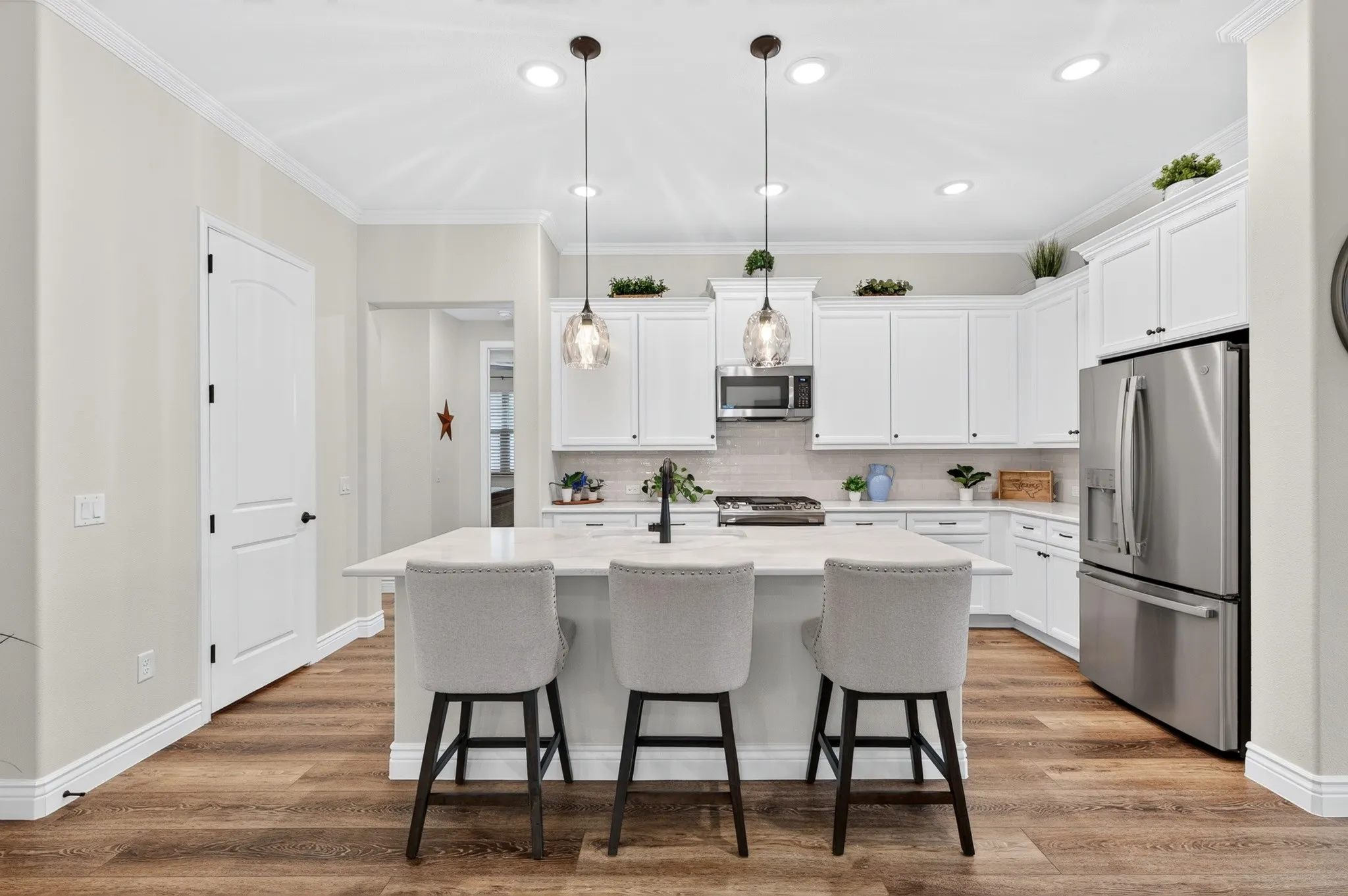 Single Family Residence For Sale in Denton County , 12616 Copper Ore Way, Denton, Texas 76207, 2 Bedroom, 3 Bathroom, 2 Garage spaces, 1,928 Sqft, built in 2021, mls#21342730, Real Estate Agent in Denton, Homes For Sale in Denton county, Homes For Sale in Denton, Realtor in Denton Texas, Real Estate Brokerage Independent Realty Texas, Luminita Cordes Realtor