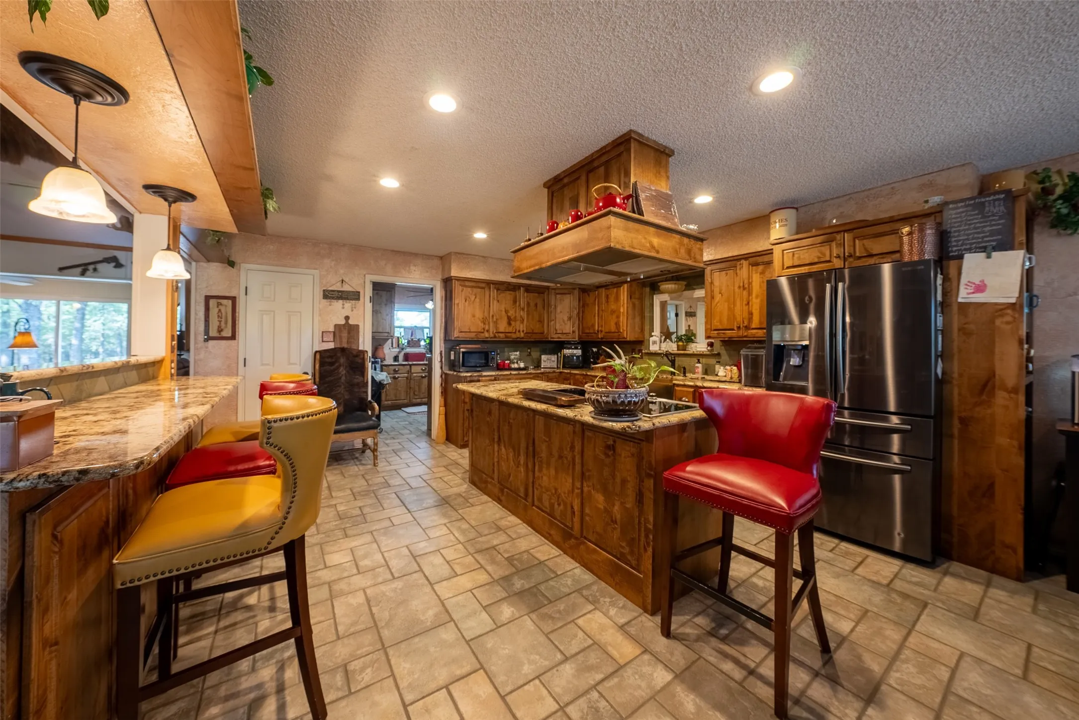 Farm For Sale in Kaufman County , 10100 County Road 4028, Kemp, Texas 75143, 3 Bedrooms, 3 Bathrooms, Garage spaces, 2,370 Sqft, built in 1994, Price $2,250,000, mls#21343695, Real Estate Agent in Kemp, Homes For Sale in Kaufman county, Homes For Sale in Kemp, Realtor in Kemp Texas, Real Estate Brokerage Independent Realty Texas, Luminita Cordes Realtor
