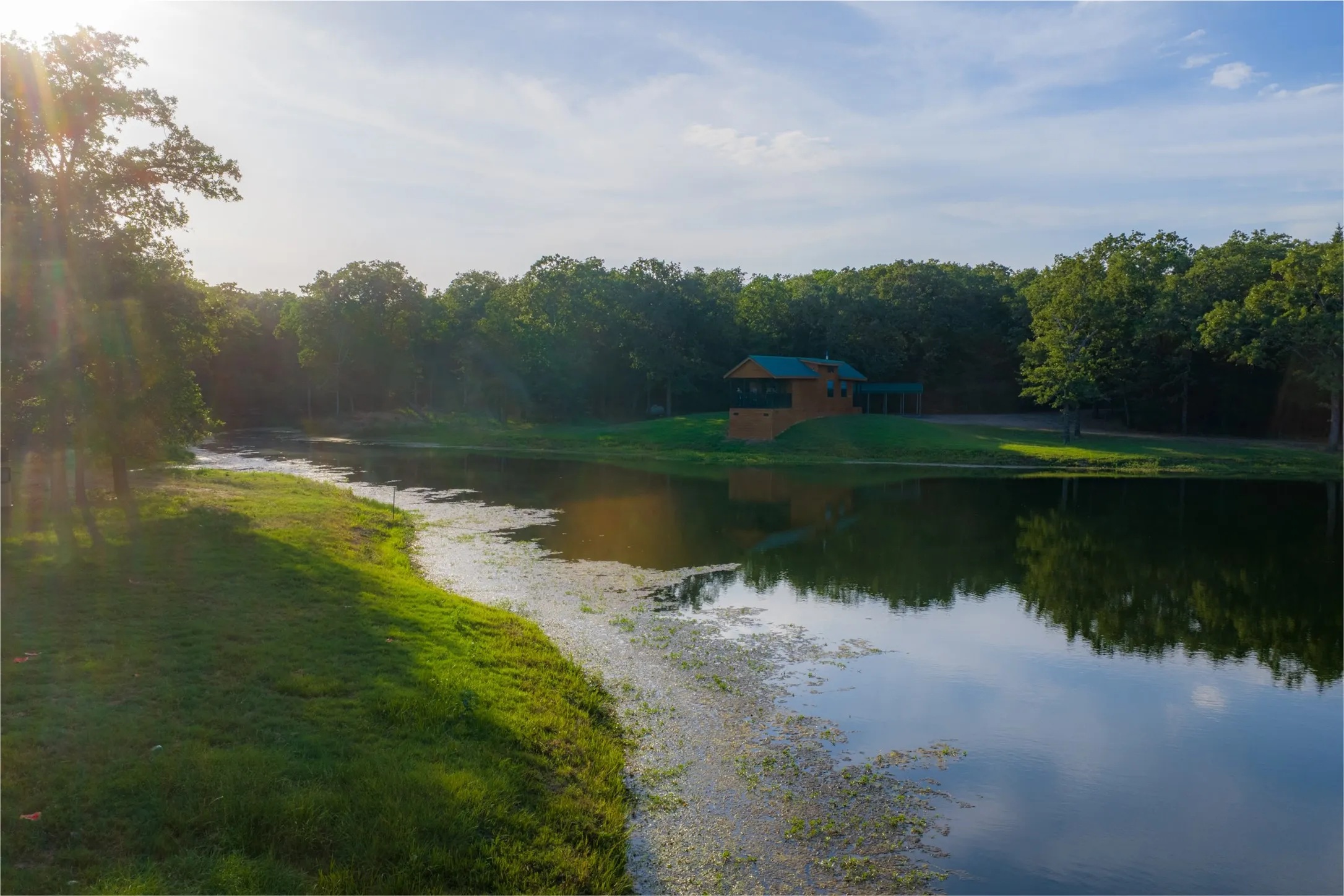 Farm For Sale in Kaufman County , 10100 County Road 4028, Kemp, Texas 75143, 3 Bedrooms, 3 Bathrooms, Garage spaces, 2,370 Sqft, built in 1994, Price $2,250,000, mls#21343695, Real Estate Agent in Kemp, Homes For Sale in Kaufman county, Homes For Sale in Kemp, Realtor in Kemp Texas, Real Estate Brokerage Independent Realty Texas, Luminita Cordes Realtor