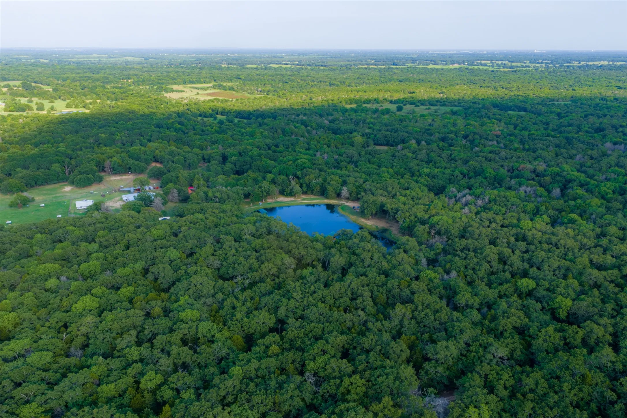 Farm For Sale in Kaufman County , 10100 County Road 4028, Kemp, Texas 75143, 3 Bedrooms, 3 Bathrooms, Garage spaces, 2,370 Sqft, built in 1994, Price $2,250,000, mls#21343695, Real Estate Agent in Kemp, Homes For Sale in Kaufman county, Homes For Sale in Kemp, Realtor in Kemp Texas, Real Estate Brokerage Independent Realty Texas, Luminita Cordes Realtor