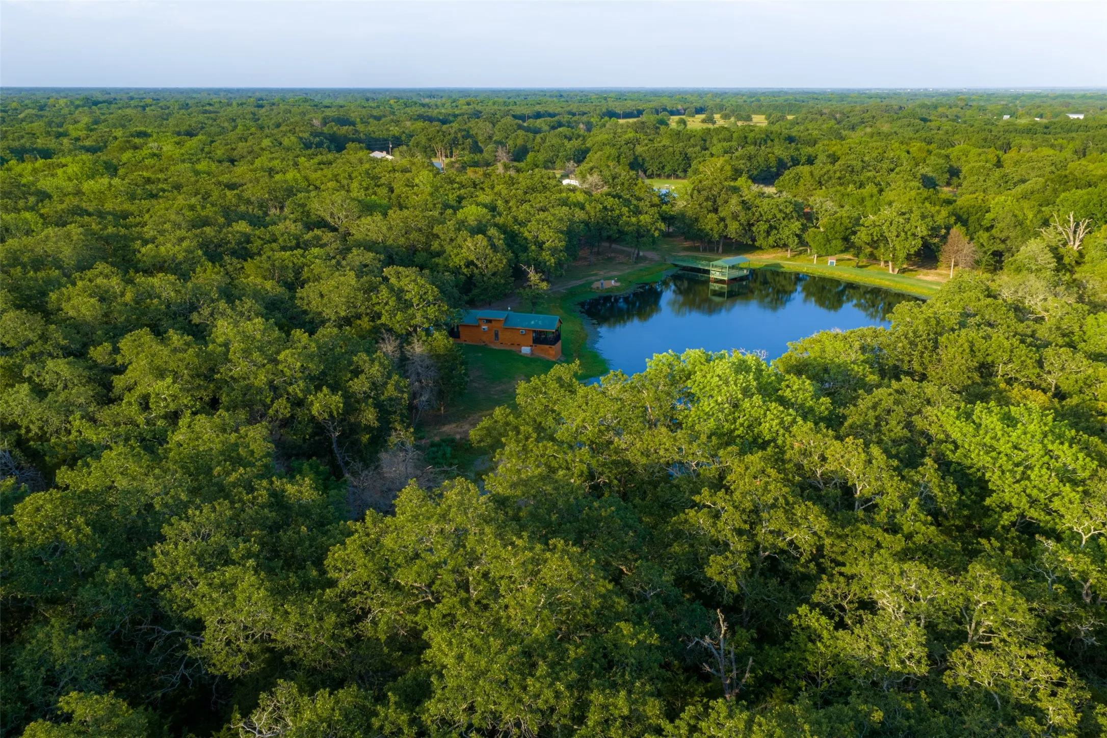 Farm For Sale in Kaufman County , 10100 County Road 4028, Kemp, Texas 75143, 3 Bedrooms, 3 Bathrooms, Garage spaces, 2,370 Sqft, built in 1994, Price $2,250,000, mls#21343695, Real Estate Agent in Kemp, Homes For Sale in Kaufman county, Homes For Sale in Kemp, Realtor in Kemp Texas, Real Estate Brokerage Independent Realty Texas, Luminita Cordes Realtor