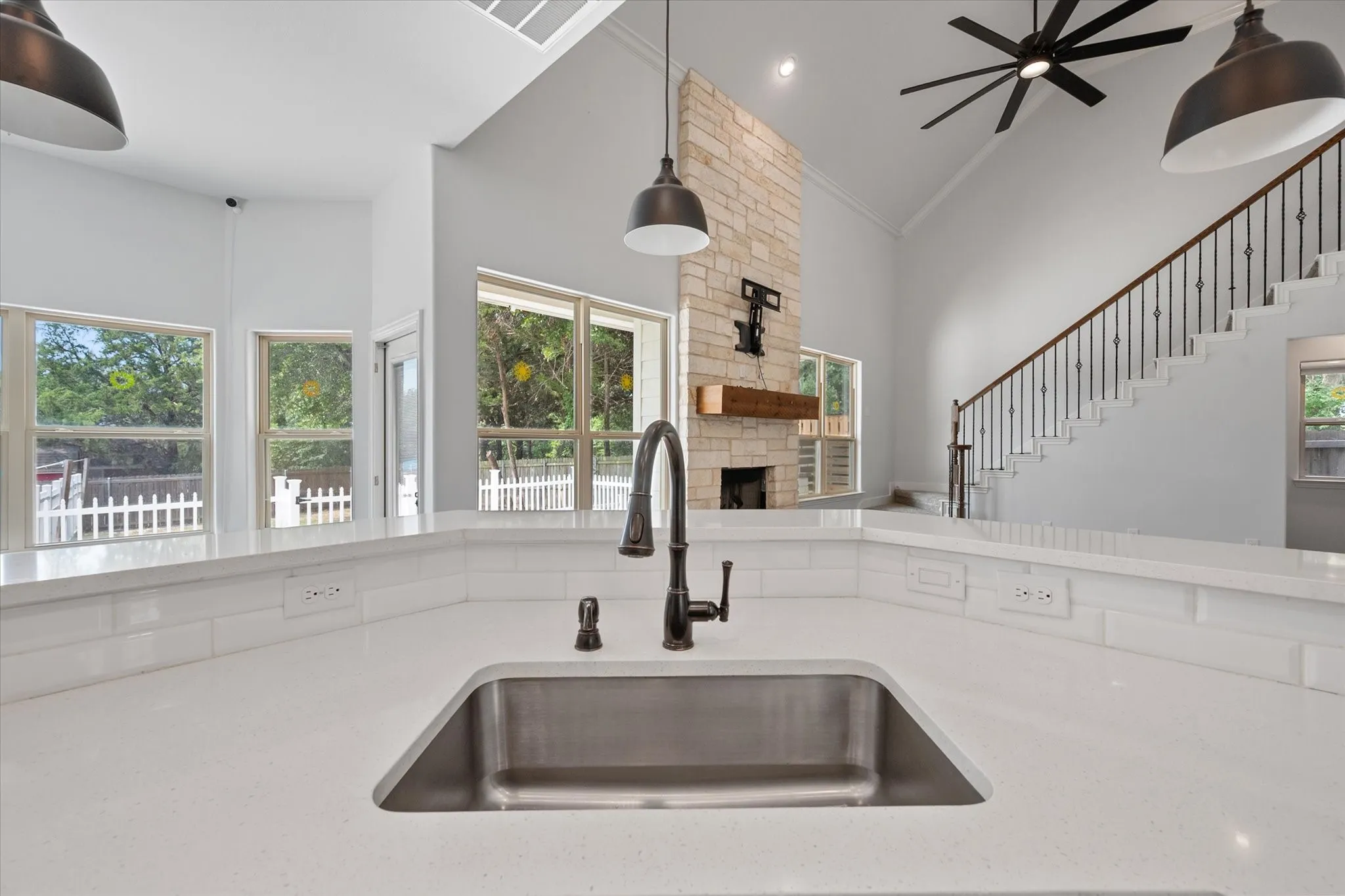 Kitchen sink overlooks the living and breakfast areas and has nice views of the backyard!
