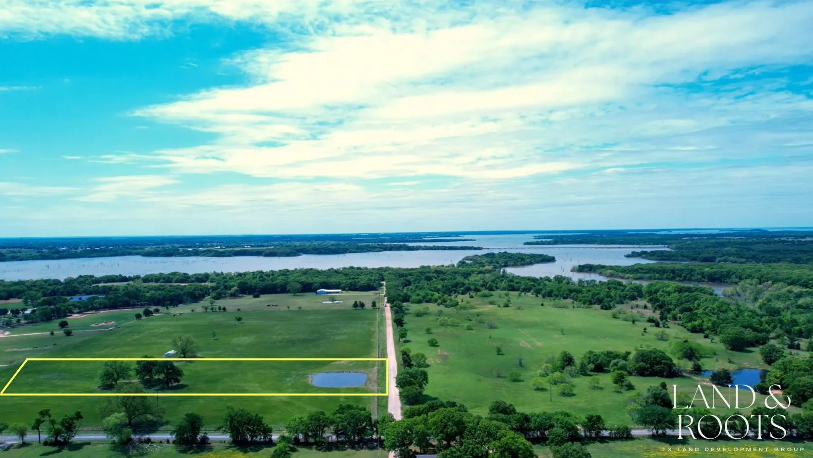 Single Family Residence For Sale in Grayson County , 1500 Pop Noah Road, Tioga, Texas 76271, 3 Bedrooms, 3 Bathrooms, 2 Garage spaces, 2,890 Sqft, built in 2026, Price $795,000, mls#21343727, Real Estate Agent in Tioga, Homes For Sale in Grayson county, Homes For Sale in Tioga, Realtor in Tioga Texas, Real Estate Brokerage Independent Realty Texas, Luminita Cordes Realtor