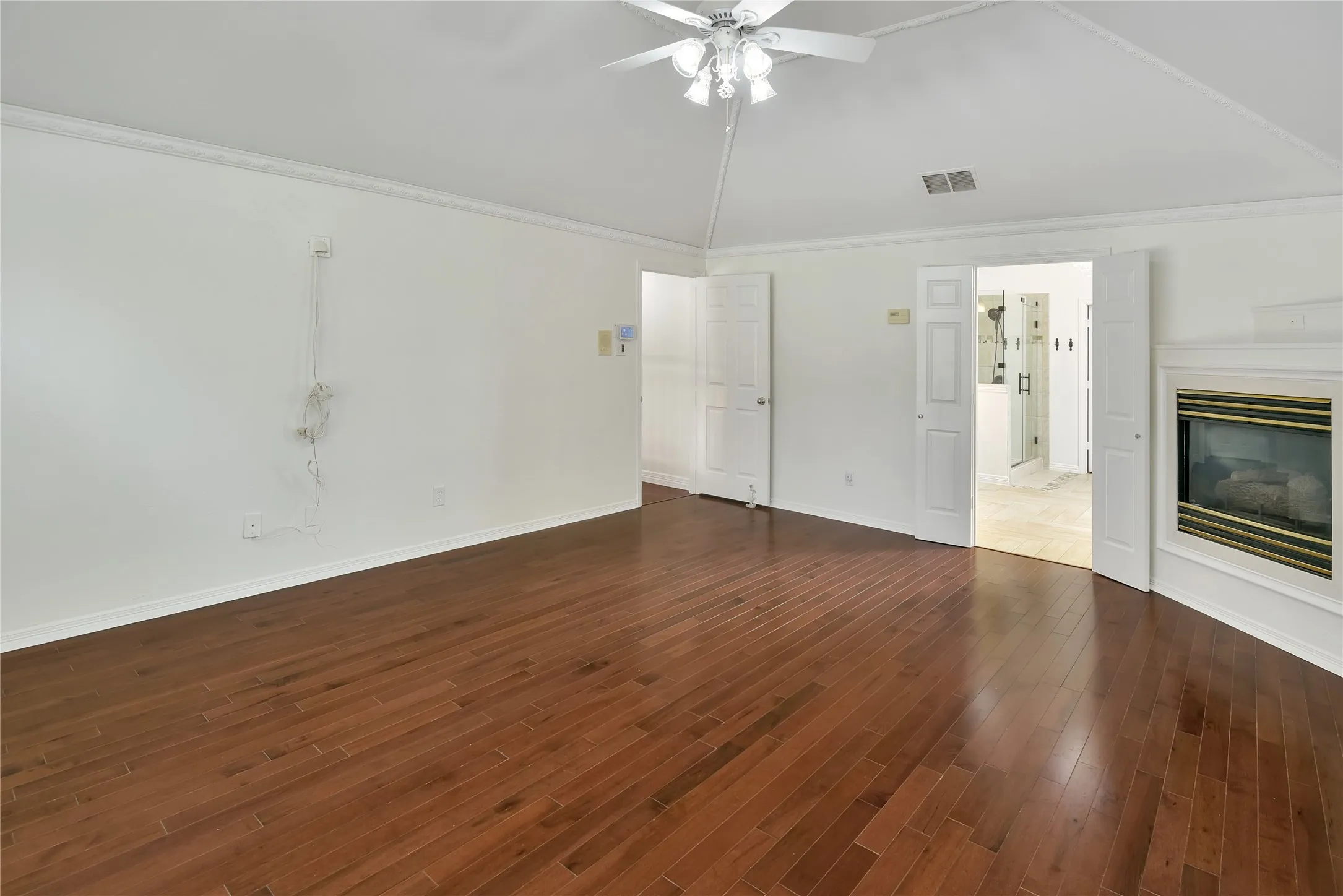 Single Family Residence For Rent in Collin County , 18528 Vista Del Sol, Dallas, Texas 75287, 4 Bedroom, 3 Bathroom, 2 Garage spaces, 3,589 Sqft, built in 1990, mls#21340927, Real Estate Agent in Dallas, Homes For Rent in Collin county, Homes For Rent in Dallas, Realtor in Dallas Texas, Real Estate Brokerage Independent Realty Texas, Luminita Cordes Realtor