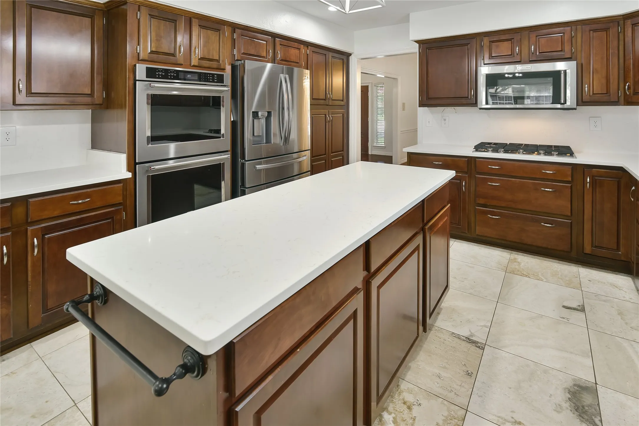Single Family Residence For Rent in Collin County , 18528 Vista Del Sol, Dallas, Texas 75287, 4 Bedroom, 3 Bathroom, 2 Garage spaces, 3,589 Sqft, built in 1990, mls#21340927, Real Estate Agent in Dallas, Homes For Rent in Collin county, Homes For Rent in Dallas, Realtor in Dallas Texas, Real Estate Brokerage Independent Realty Texas, Luminita Cordes Realtor
