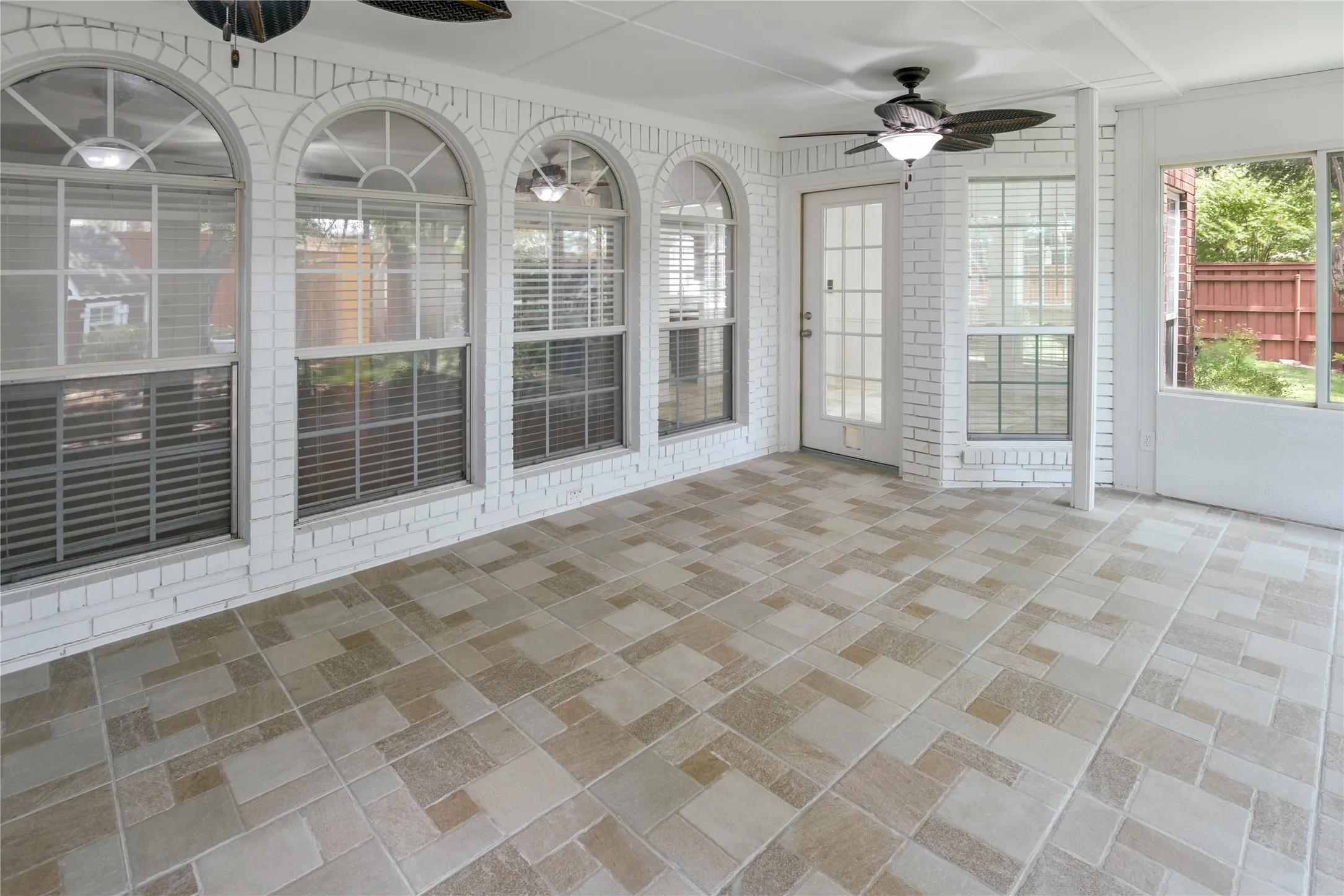 Single Family Residence For Rent in Collin County , 18528 Vista Del Sol, Dallas, Texas 75287, 4 Bedroom, 3 Bathroom, 2 Garage spaces, 3,589 Sqft, built in 1990, mls#21340927, Real Estate Agent in Dallas, Homes For Rent in Collin county, Homes For Rent in Dallas, Realtor in Dallas Texas, Real Estate Brokerage Independent Realty Texas, Luminita Cordes Realtor