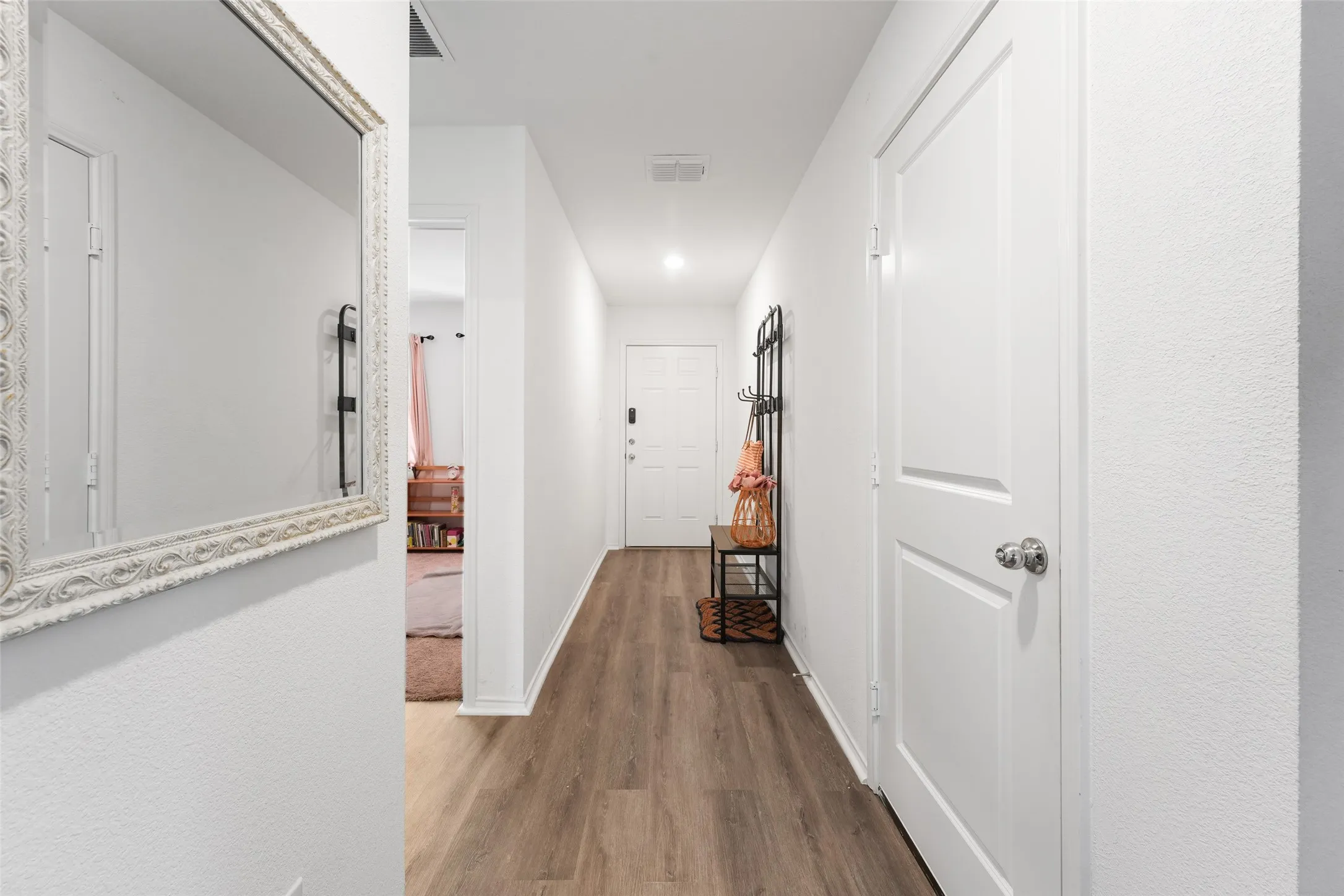 Single Family Residence For Sale in Collin County , 1606 Deerchase Drive, Anna, Texas 75409, 3 Bedroom, 2 Bathroom, 2 Garage spaces, 1,298 Sqft, built in 2021, mls#21343760, Real Estate Agent in Anna, Homes For Sale in Collin county, Homes For Sale in Anna, Realtor in Anna Texas, Real Estate Brokerage Independent Realty Texas, Luminita Cordes Realtor