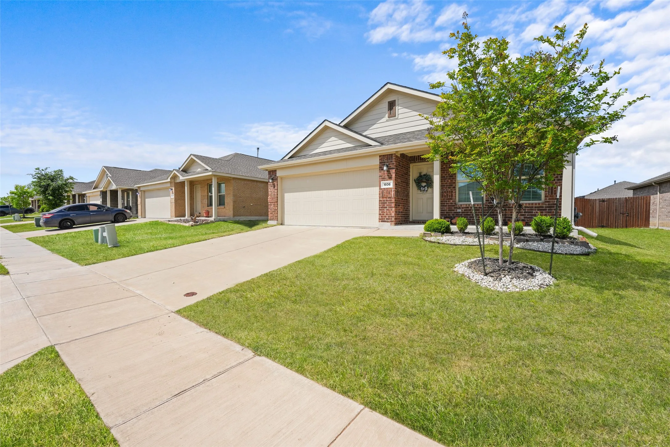 Single Family Residence For Sale in Collin County , 1606 Deerchase Drive, Anna, Texas 75409, 3 Bedroom, 2 Bathroom, 2 Garage spaces, 1,298 Sqft, built in 2021, mls#21343760, Real Estate Agent in Anna, Homes For Sale in Collin county, Homes For Sale in Anna, Realtor in Anna Texas, Real Estate Brokerage Independent Realty Texas, Luminita Cordes Realtor