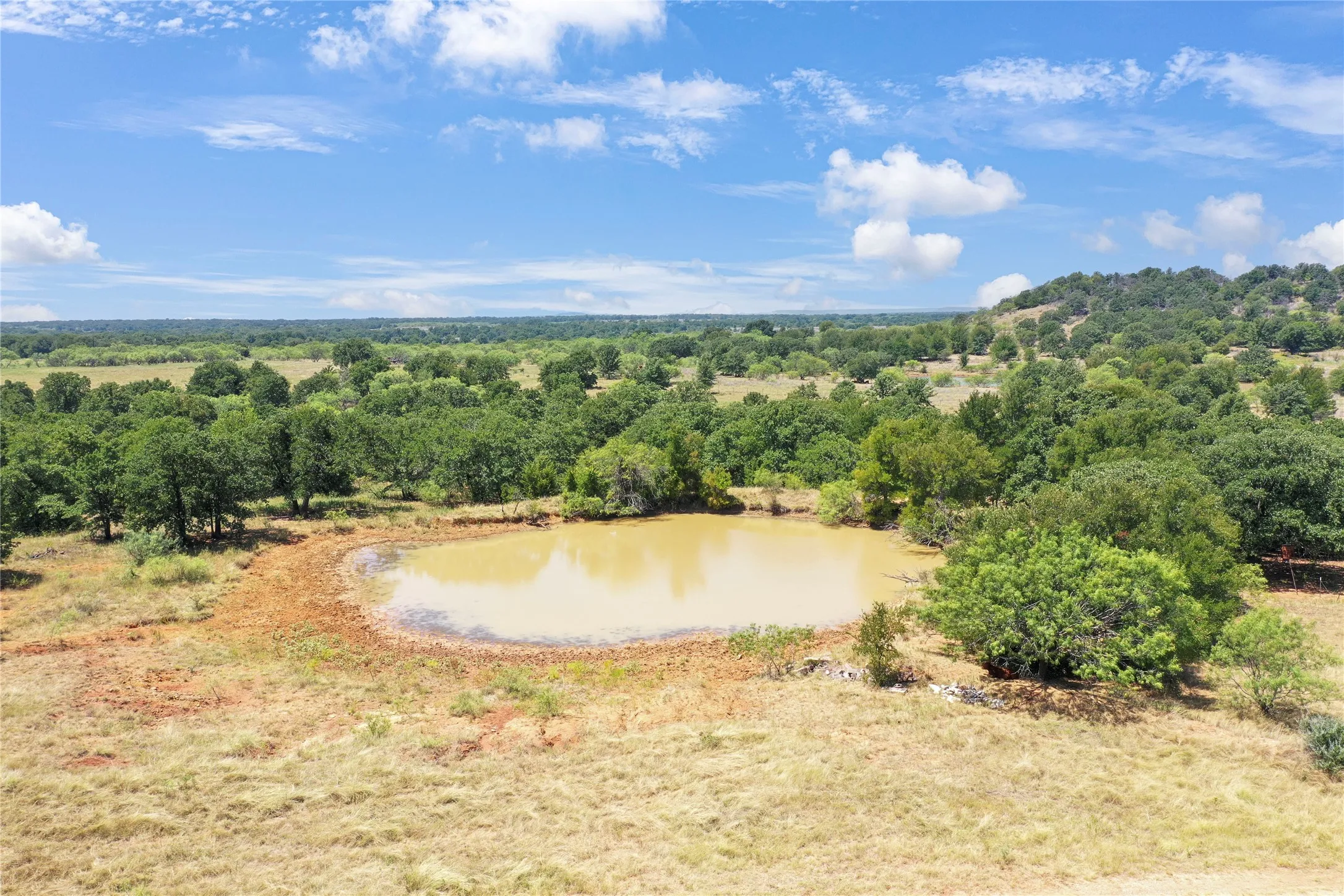 Single Family Residence For Sale in Jack County , 6551 Crooked Creek Road, Jacksboro, Texas 76458, 3 Bedrooms, 2 Bathrooms, 2 Garage spaces, 1,776 Sqft, built in 1948, Price $1,950,000, mls#21343697, Real Estate Agent in Jacksboro, Homes For Sale in Jack county, Homes For Sale in Jacksboro, Realtor in Jacksboro Texas, Real Estate Brokerage Independent Realty Texas, Luminita Cordes Realtor