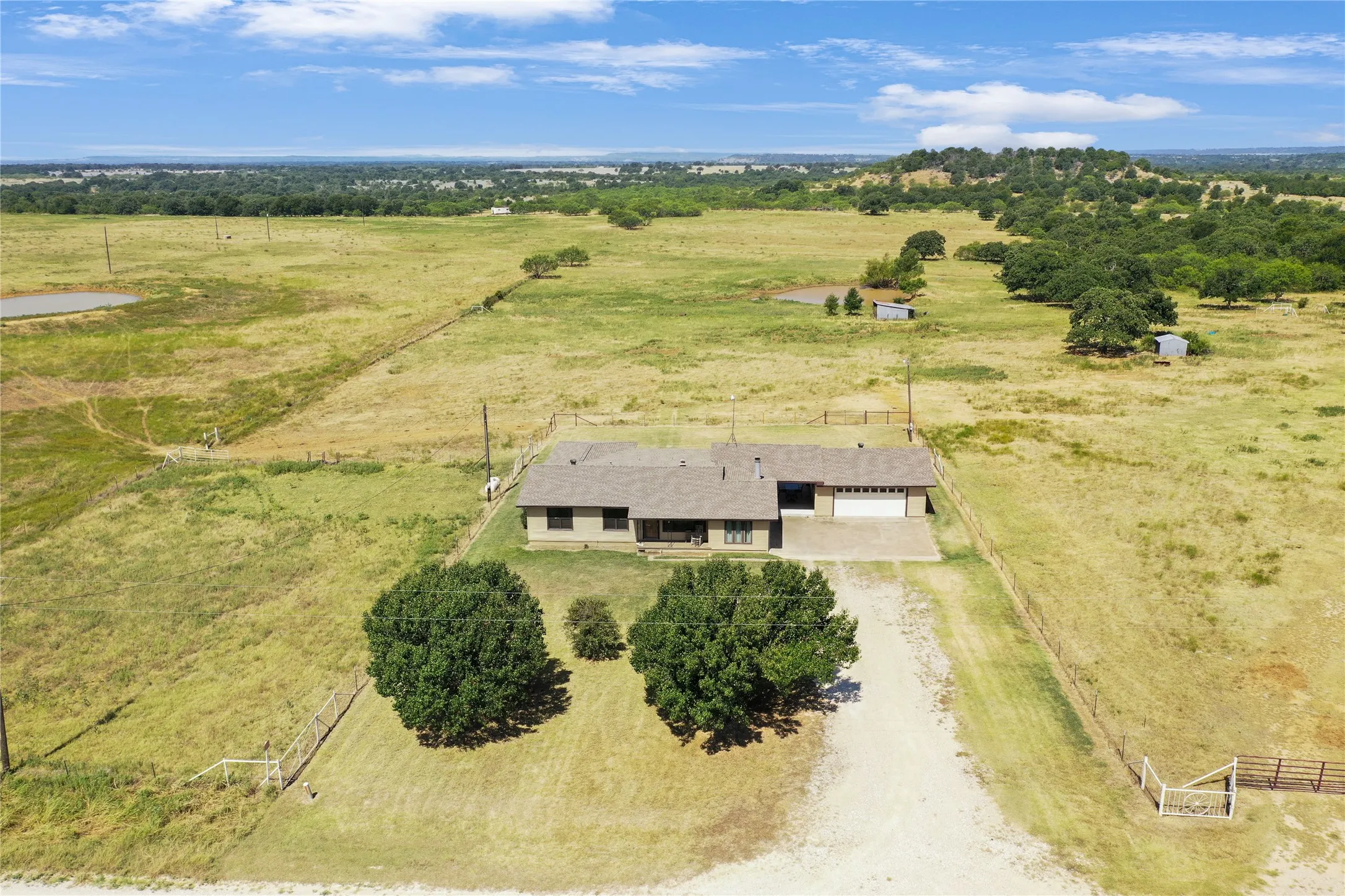 Single Family Residence For Sale in Jack County , 6551 Crooked Creek Road, Jacksboro, Texas 76458, 3 Bedrooms, 2 Bathrooms, 2 Garage spaces, 1,776 Sqft, built in 1948, Price $1,950,000, mls#21343697, Real Estate Agent in Jacksboro, Homes For Sale in Jack county, Homes For Sale in Jacksboro, Realtor in Jacksboro Texas, Real Estate Brokerage Independent Realty Texas, Luminita Cordes Realtor