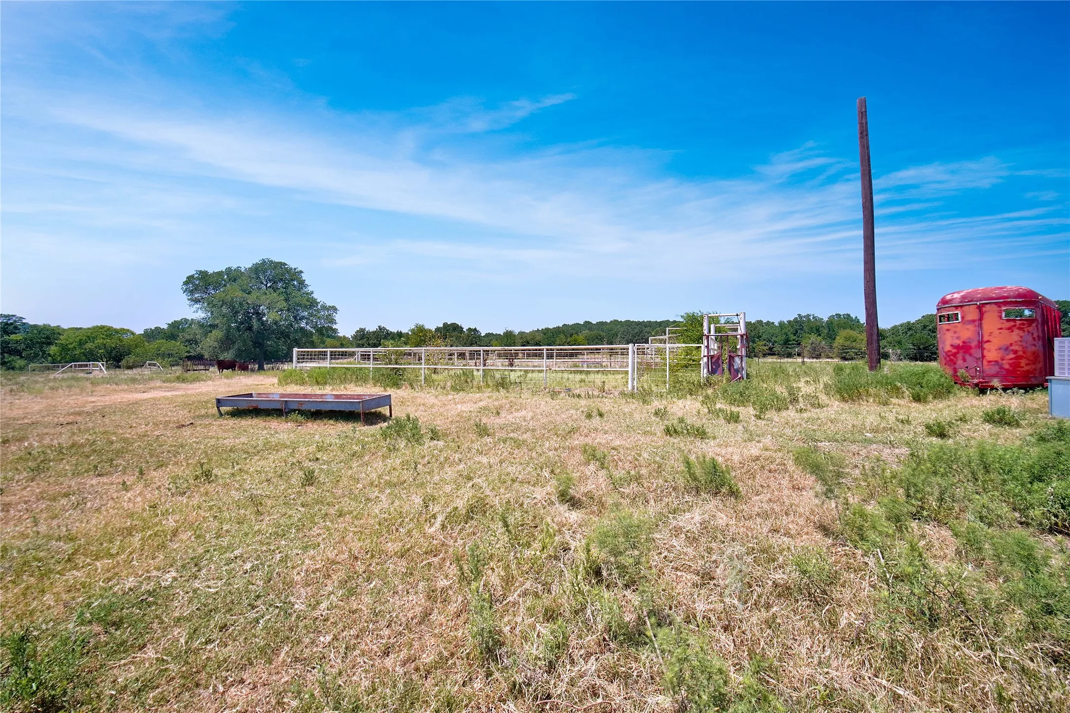 Single Family Residence For Sale in Jack County , 6551 Crooked Creek Road, Jacksboro, Texas 76458, 3 Bedrooms, 2 Bathrooms, 2 Garage spaces, 1,776 Sqft, built in 1948, Price $1,950,000, mls#21343697, Real Estate Agent in Jacksboro, Homes For Sale in Jack county, Homes For Sale in Jacksboro, Realtor in Jacksboro Texas, Real Estate Brokerage Independent Realty Texas, Luminita Cordes Realtor