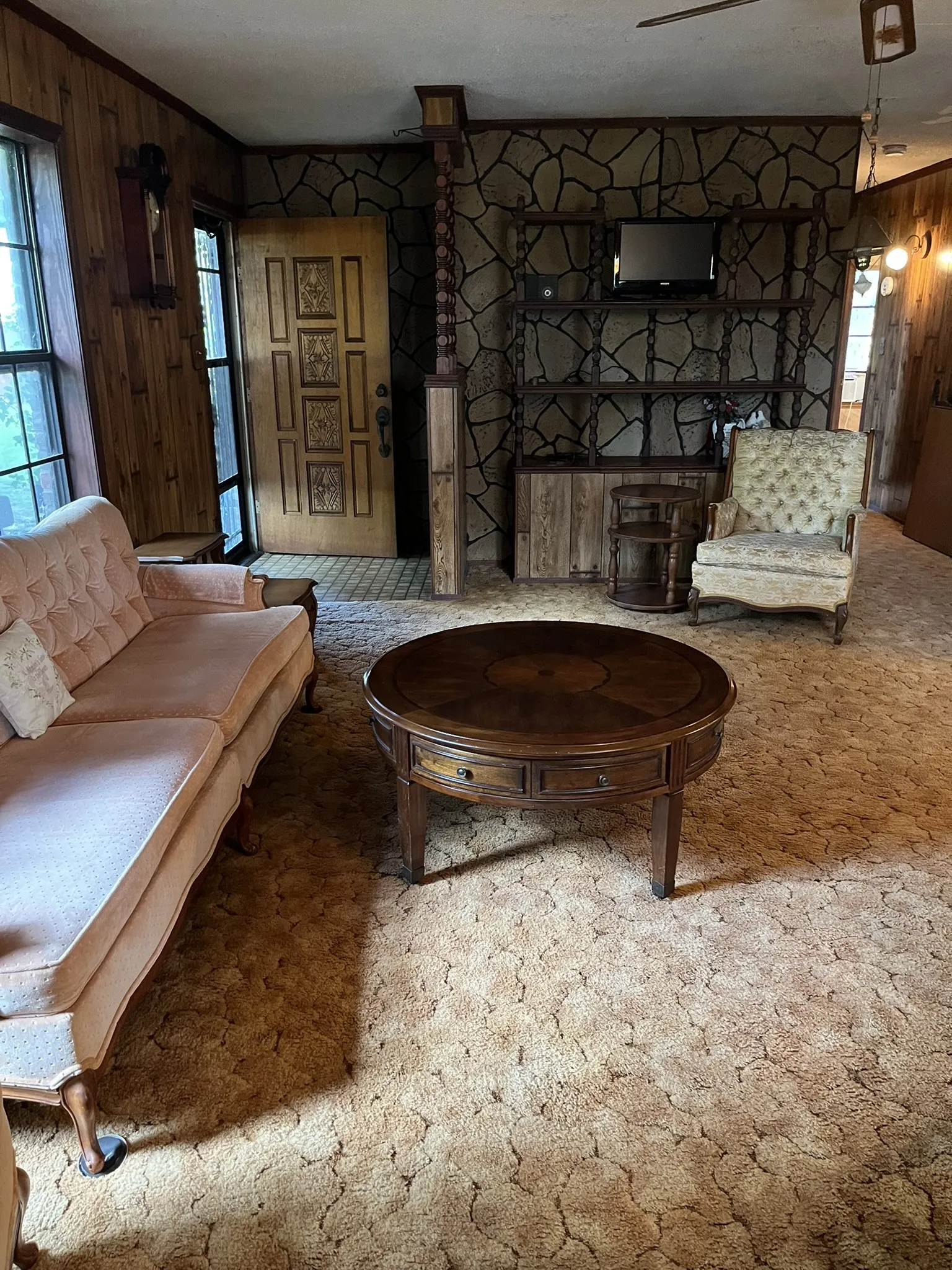 Single Family Residence For Sale in Washington (TX) County , 6303 Greenvine Road, Brenham, Texas 77833, 2 Bedroom, 3 Bathroom, 1 Garage spaces, 2,442 Sqft, built in 1984, mls#21343437, Real Estate Agent in Brenham, Homes For Sale in Washington (TX) county, Homes For Sale in Brenham, Realtor in Brenham Texas, Real Estate Brokerage Independent Realty Texas, Luminita Cordes Realtor