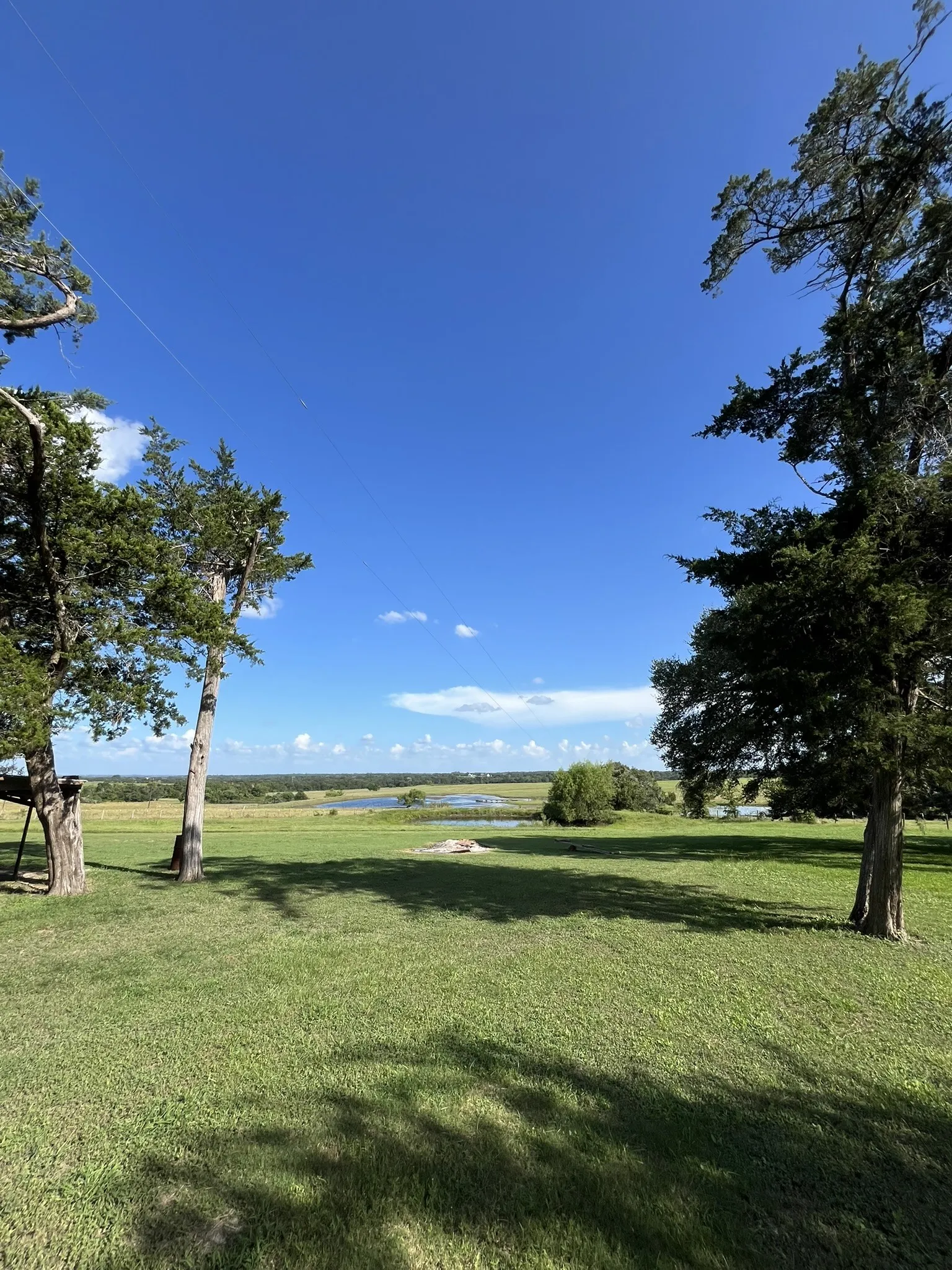 Single Family Residence For Sale in Washington (TX) County , 6303 Greenvine Road, Brenham, Texas 77833, 2 Bedroom, 3 Bathroom, 1 Garage spaces, 2,442 Sqft, built in 1984, mls#21343437, Real Estate Agent in Brenham, Homes For Sale in Washington (TX) county, Homes For Sale in Brenham, Realtor in Brenham Texas, Real Estate Brokerage Independent Realty Texas, Luminita Cordes Realtor