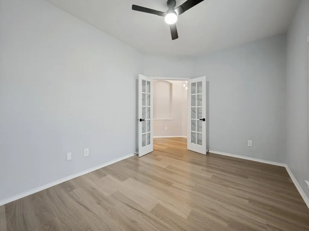 Single Family Residence For Sale in Tarrant County , 3000 Gentilly Lane, Fort Worth, Texas 76123, 3 Bedroom, 2 Bathroom, 2 Garage spaces, 1,935 Sqft, built in 2002, mls#21343728, Real Estate Agent in Fort Worth, Homes For Sale in Tarrant county, Homes For Sale in Fort Worth, Realtor in Fort Worth Texas, Real Estate Brokerage Independent Realty Texas, Luminita Cordes Realtor