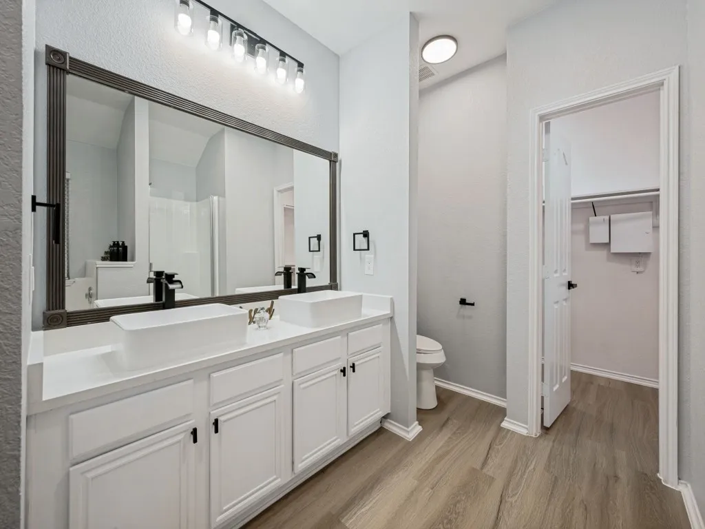 Single Family Residence For Sale in Tarrant County , 3000 Gentilly Lane, Fort Worth, Texas 76123, 3 Bedroom, 2 Bathroom, 2 Garage spaces, 1,935 Sqft, built in 2002, mls#21343728, Real Estate Agent in Fort Worth, Homes For Sale in Tarrant county, Homes For Sale in Fort Worth, Realtor in Fort Worth Texas, Real Estate Brokerage Independent Realty Texas, Luminita Cordes Realtor
