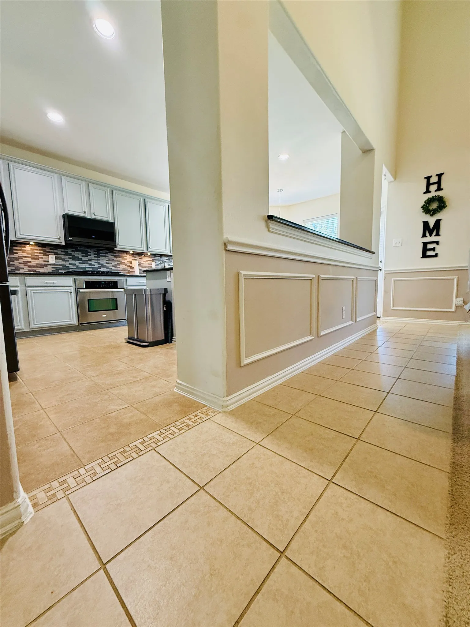 Single Family Residence For Sale in Tarrant County , 8132 Guadalupe Road, Arlington, Texas 76002, 4 Bedroom, 3 Bathroom, 2 Garage spaces, 3,134 Sqft, built in 2010, mls#21338664, Real Estate Agent in Arlington, Homes For Sale in Tarrant county, Homes For Sale in Arlington, Realtor in Arlington Texas, Real Estate Brokerage Independent Realty Texas, Luminita Cordes Realtor