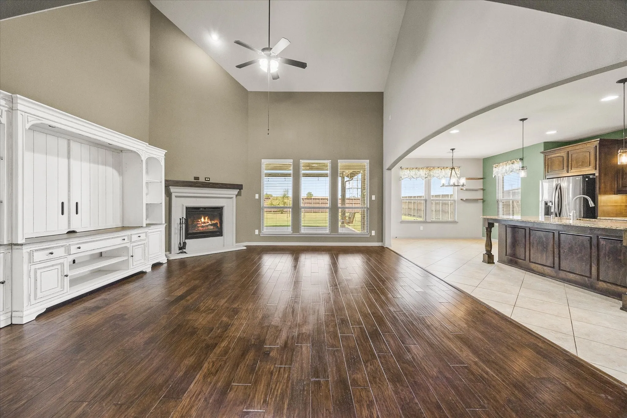 Single Family Residence For Sale in Collin County , 1205 Braddock Way, Wylie, Texas 75098, 5 Bedroom, 4 Bathroom, 3 Garage spaces, 4,098 Sqft, built in 2013, mls#21343008, Real Estate Agent in Wylie, Homes For Sale in Collin county, Homes For Sale in Wylie, Realtor in Wylie Texas, Real Estate Brokerage Independent Realty Texas, Luminita Cordes Realtor