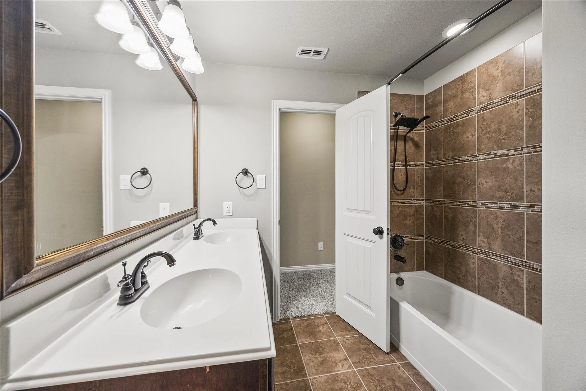 Single Family Residence For Sale in Collin County , 1205 Braddock Way, Wylie, Texas 75098, 5 Bedroom, 4 Bathroom, 3 Garage spaces, 4,098 Sqft, built in 2013, mls#21343008, Real Estate Agent in Wylie, Homes For Sale in Collin county, Homes For Sale in Wylie, Realtor in Wylie Texas, Real Estate Brokerage Independent Realty Texas, Luminita Cordes Realtor