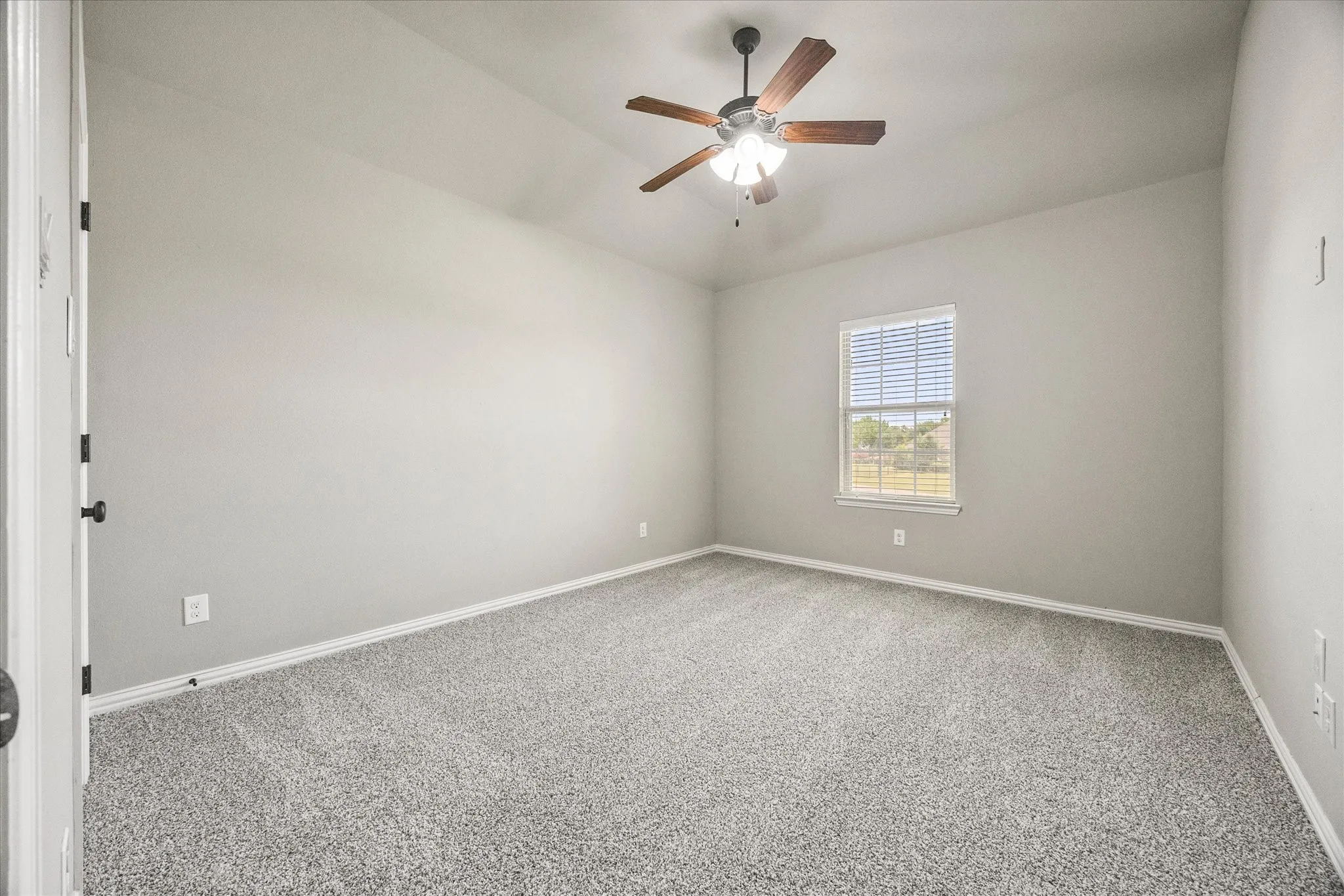 Single Family Residence For Sale in Collin County , 1205 Braddock Way, Wylie, Texas 75098, 5 Bedroom, 4 Bathroom, 3 Garage spaces, 4,098 Sqft, built in 2013, mls#21343008, Real Estate Agent in Wylie, Homes For Sale in Collin county, Homes For Sale in Wylie, Realtor in Wylie Texas, Real Estate Brokerage Independent Realty Texas, Luminita Cordes Realtor